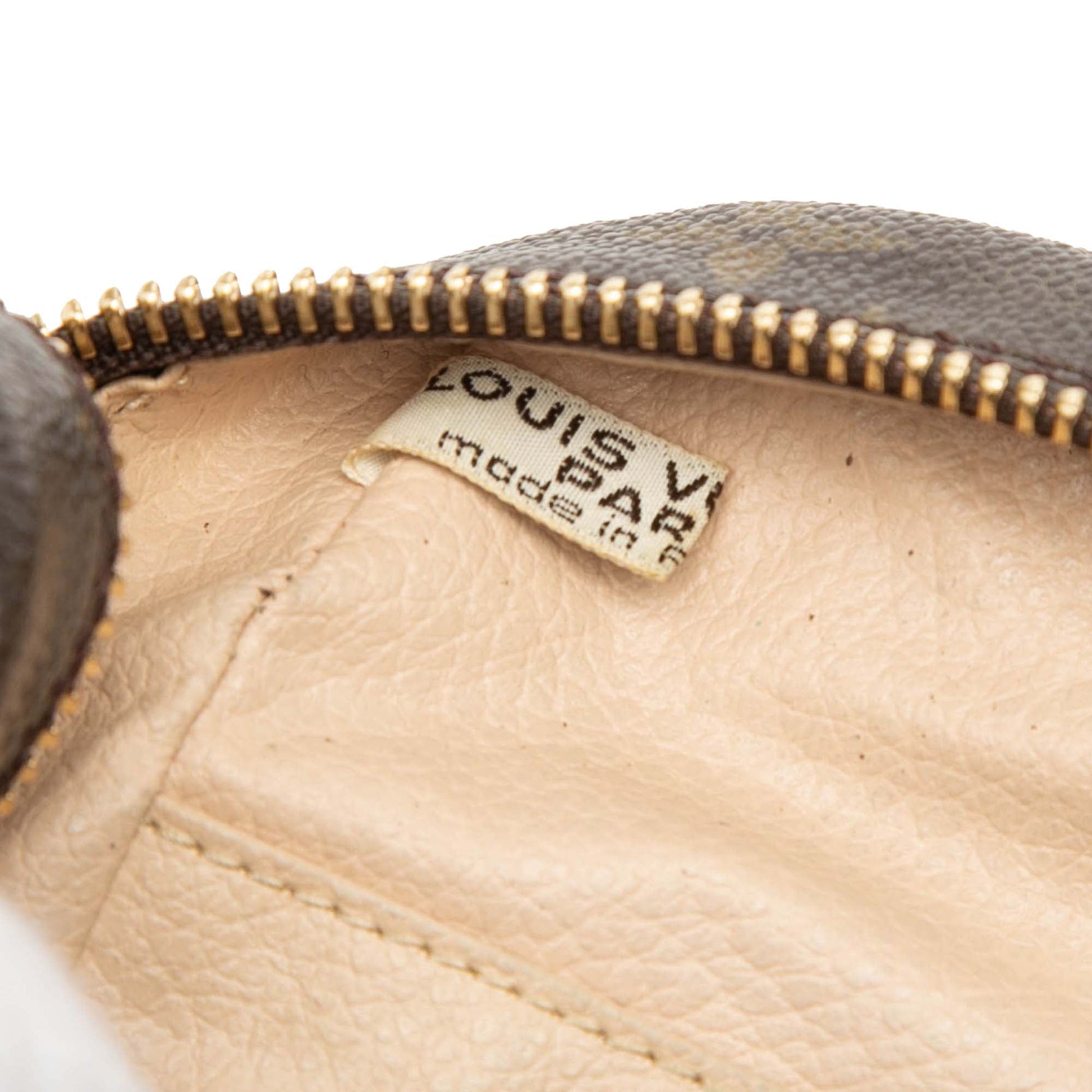 Louis Vuitton Monogram Trousse Toilette 23