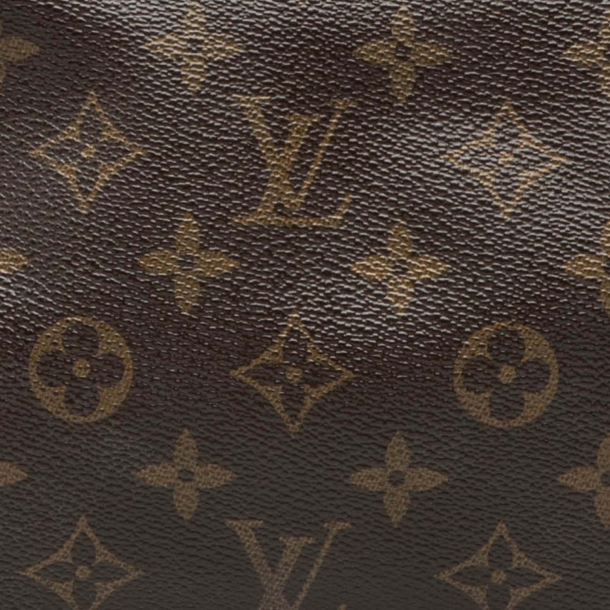 Louis Vuitton Monogram Trousse Toilette 23