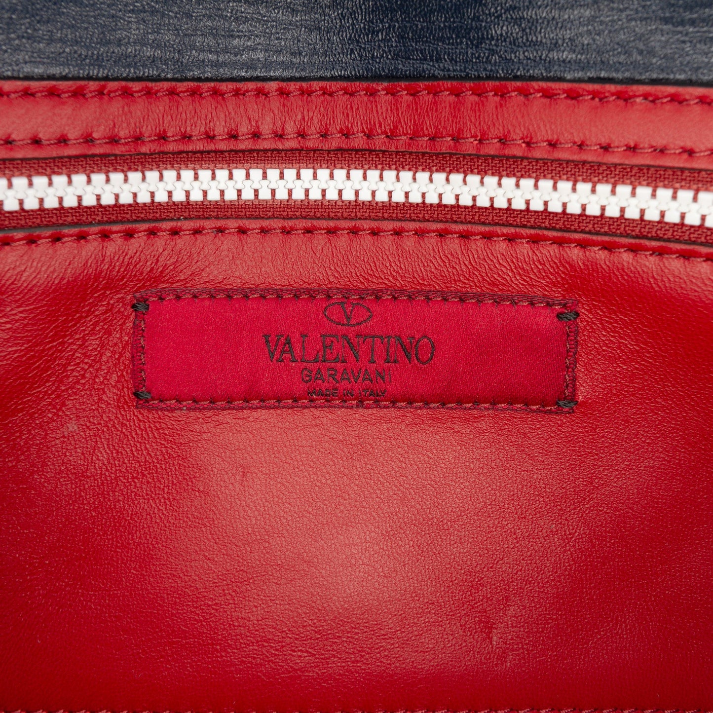 Valentino Quilted Lambskin Free Rockstud Spike Wallet On Chain