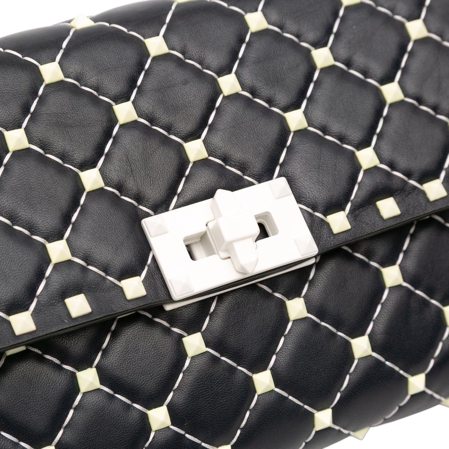 Valentino Quilted Lambskin Free Rockstud Spike Wallet On Chain