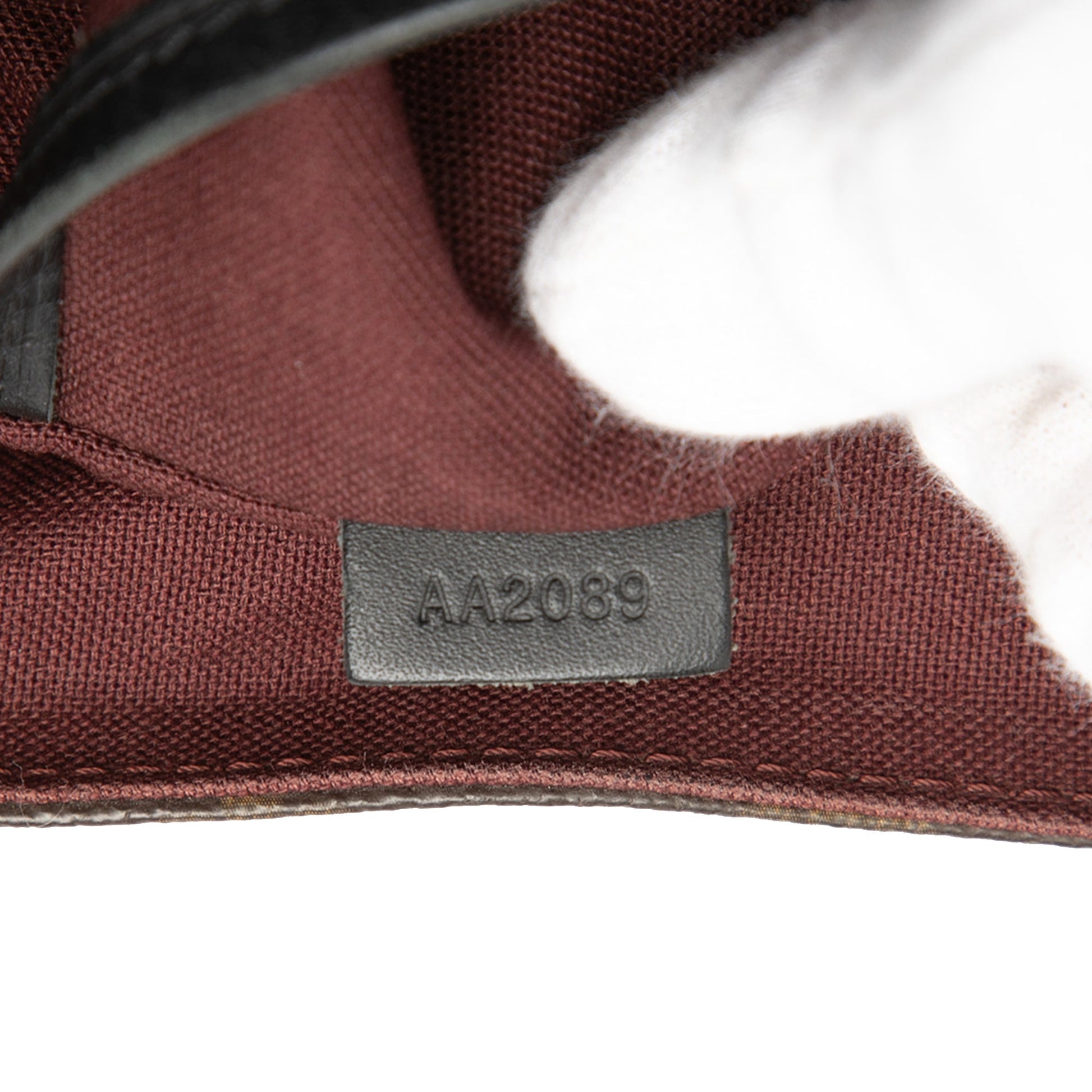 Louis Vuitton Monogram Macassar Bass MM
