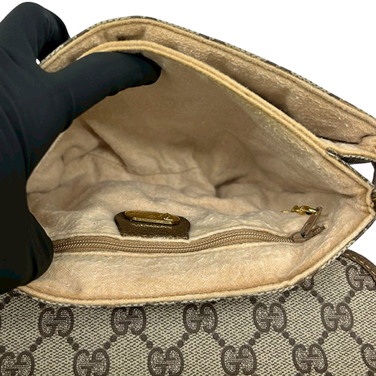 Gucci GG Supreme Crossbody