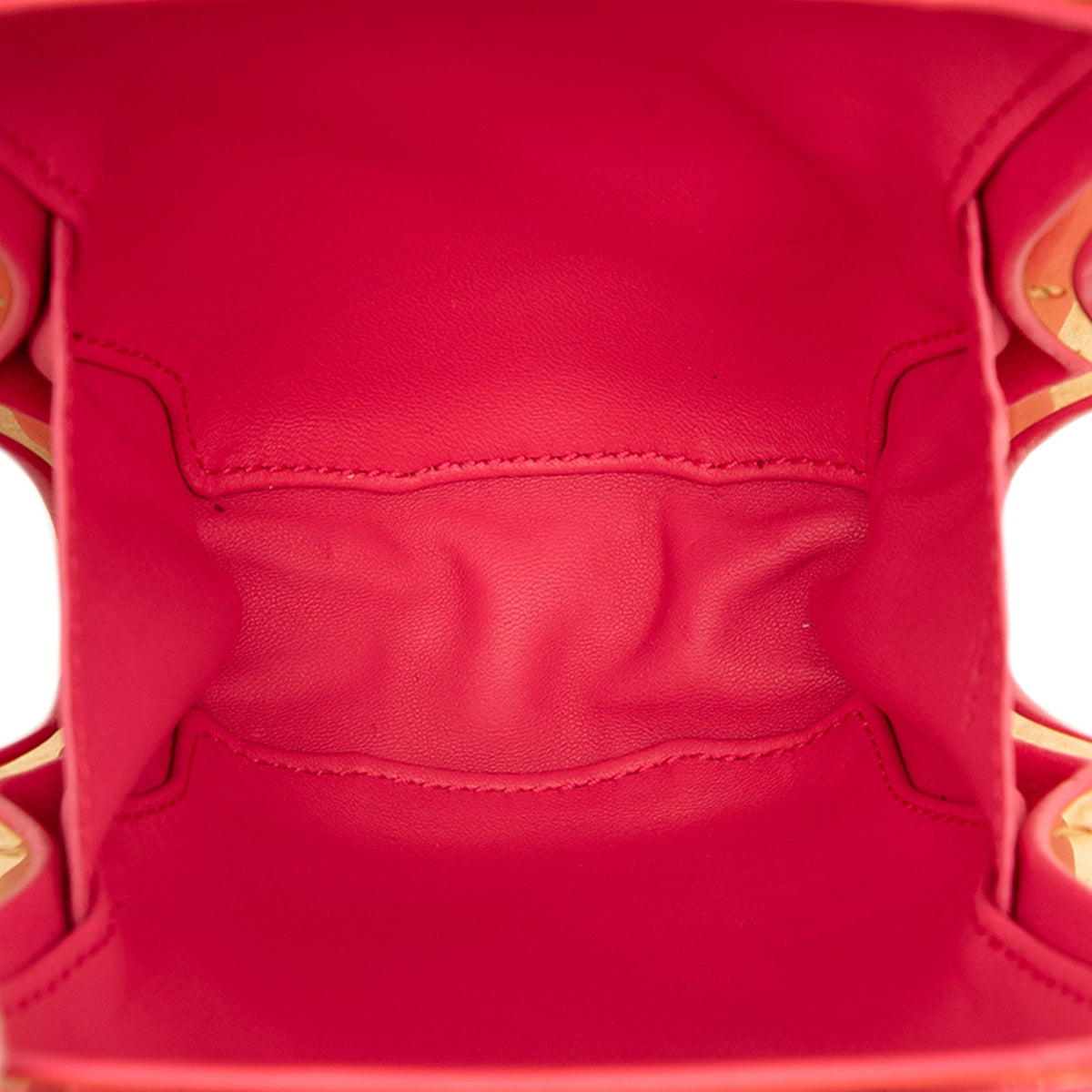 Bottega Veneta Calfskin The Whirl Clutch — Pink