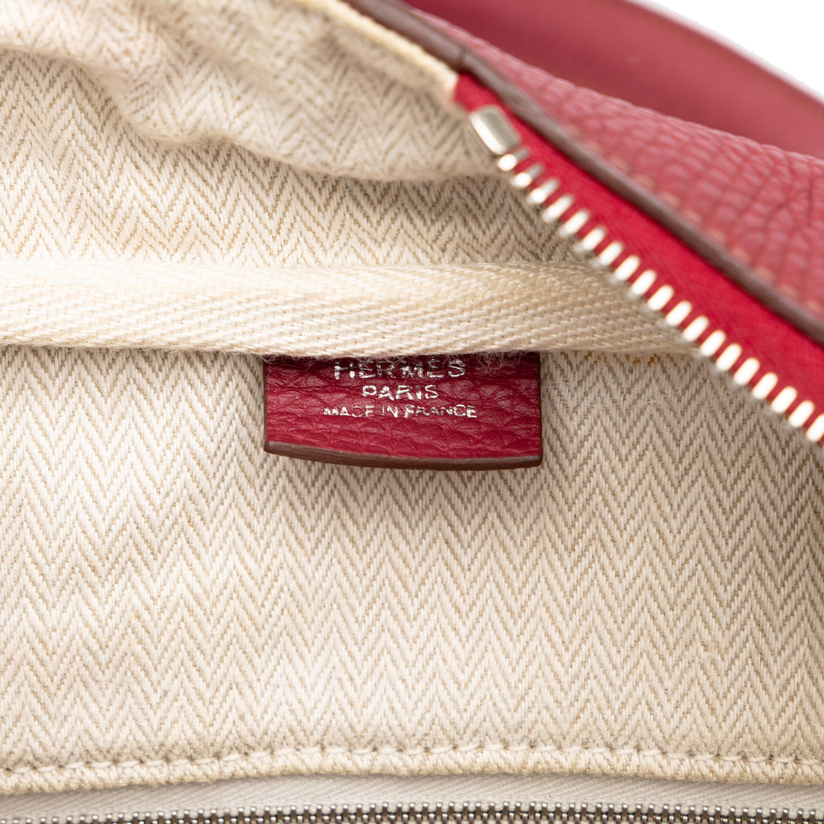 Hermès Clemence Victoria II 35 — Red