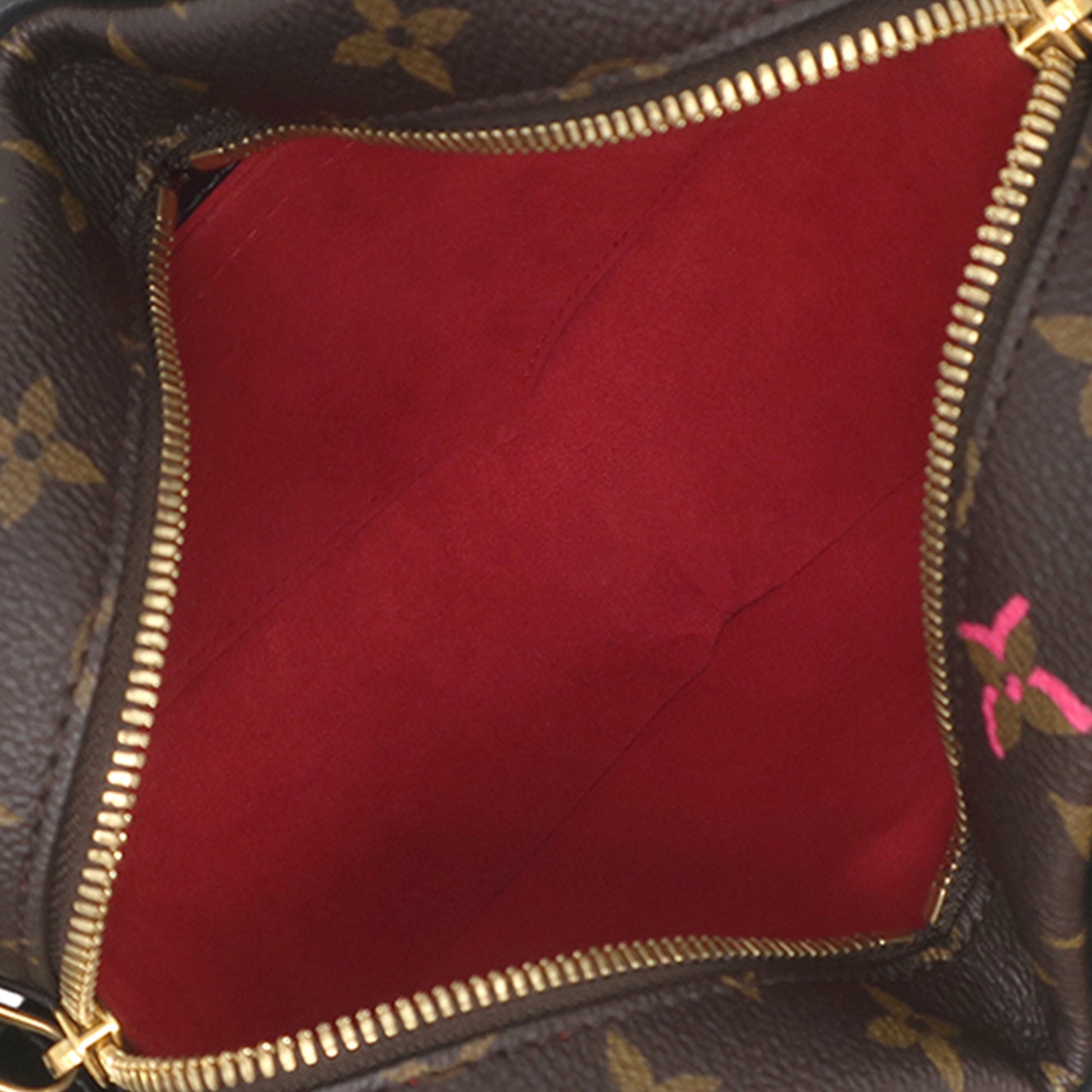 Louis Vuitton Monogram Fall In Love Sac Coeur