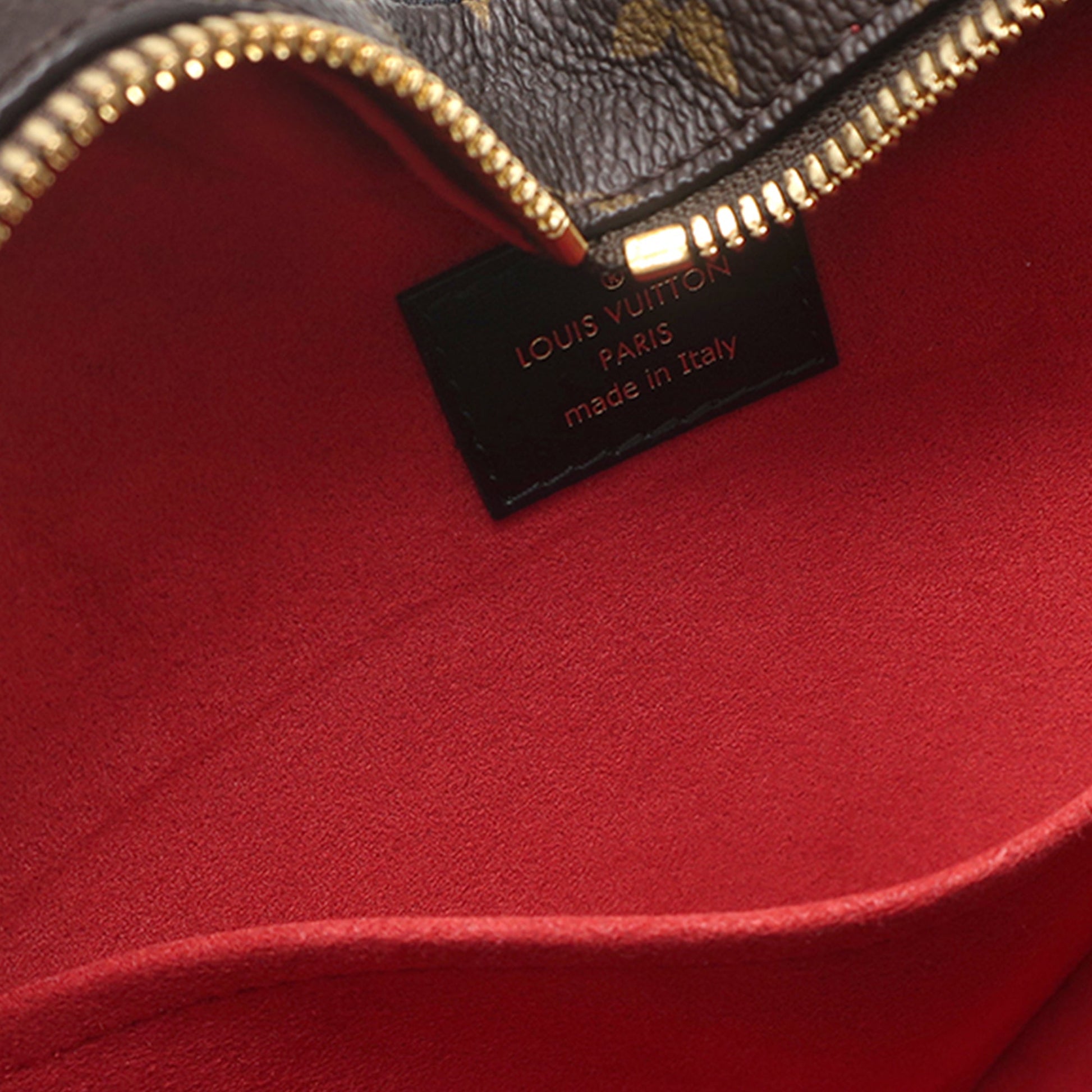 Louis Vuitton Monogram Fall In Love Sac Coeur