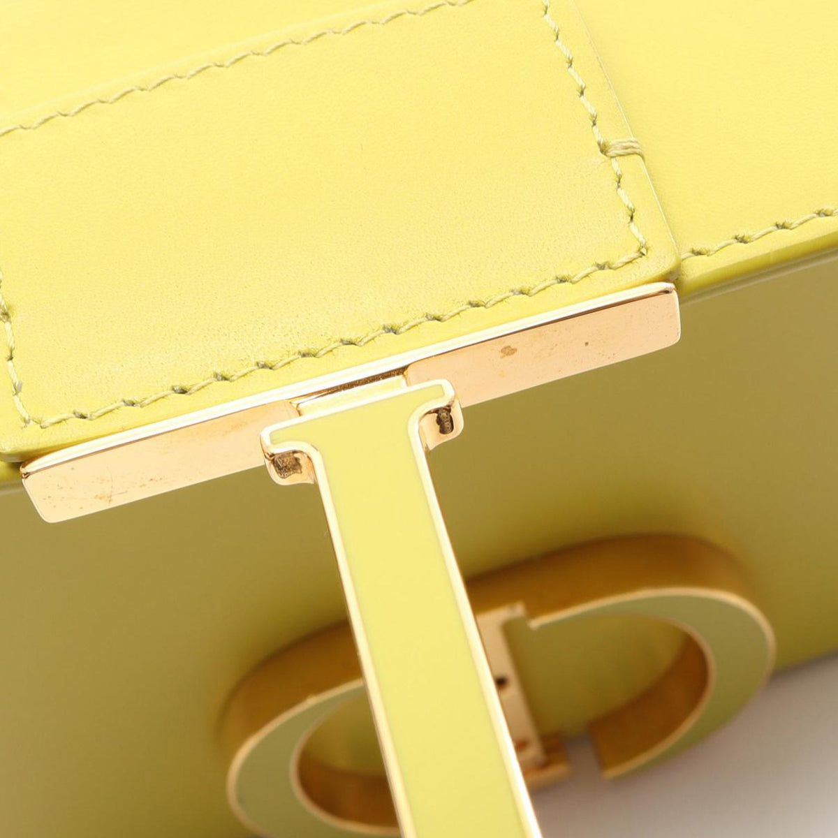 Dior Leather 30 Montaigne Box Bag — Green