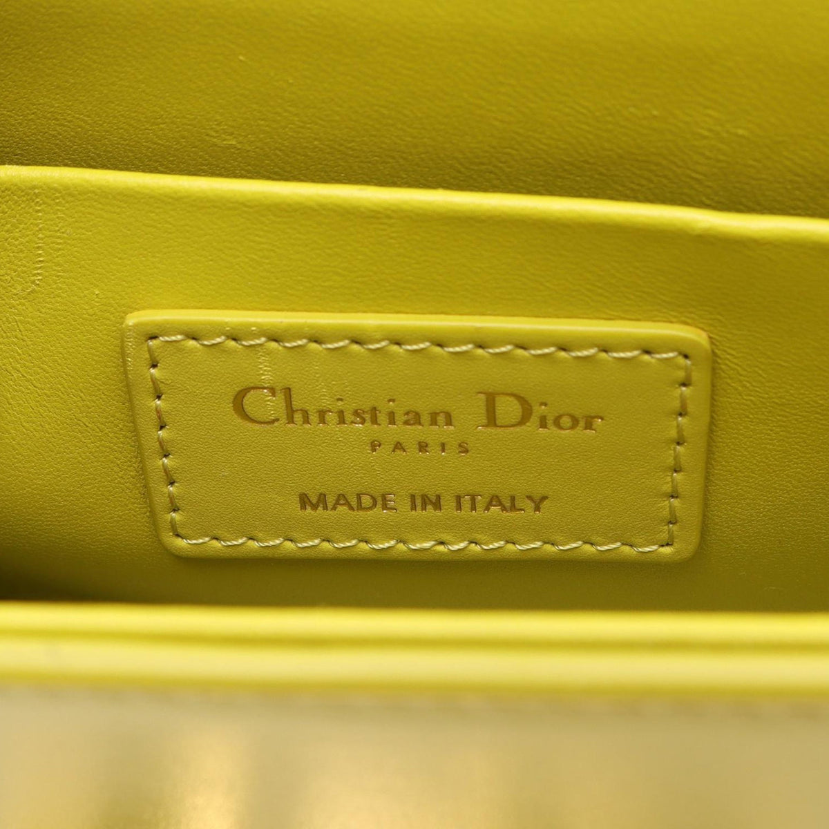 Dior Leather 30 Montaigne Box Bag — Green