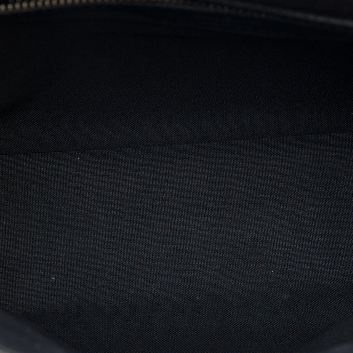 Louis Vuitton Taiga Roman MM — Blue