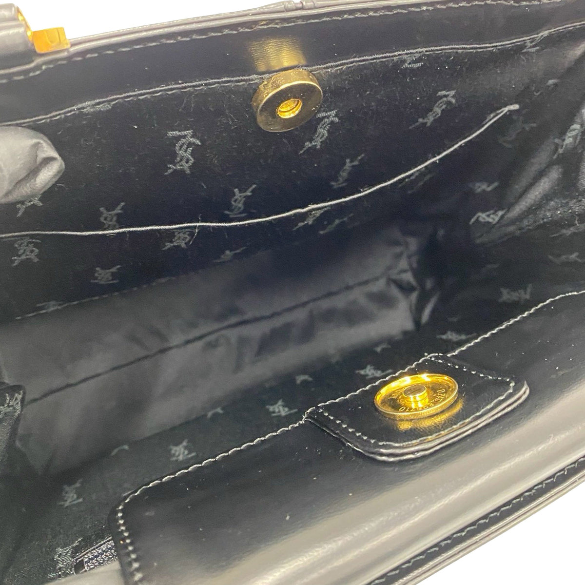 Saint Laurent Leather Handbag