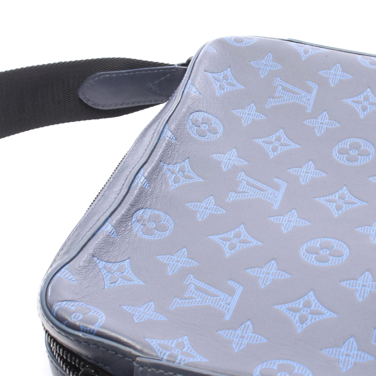 Louis Vuitton Monogram Shadow Duo Messenger — Blue