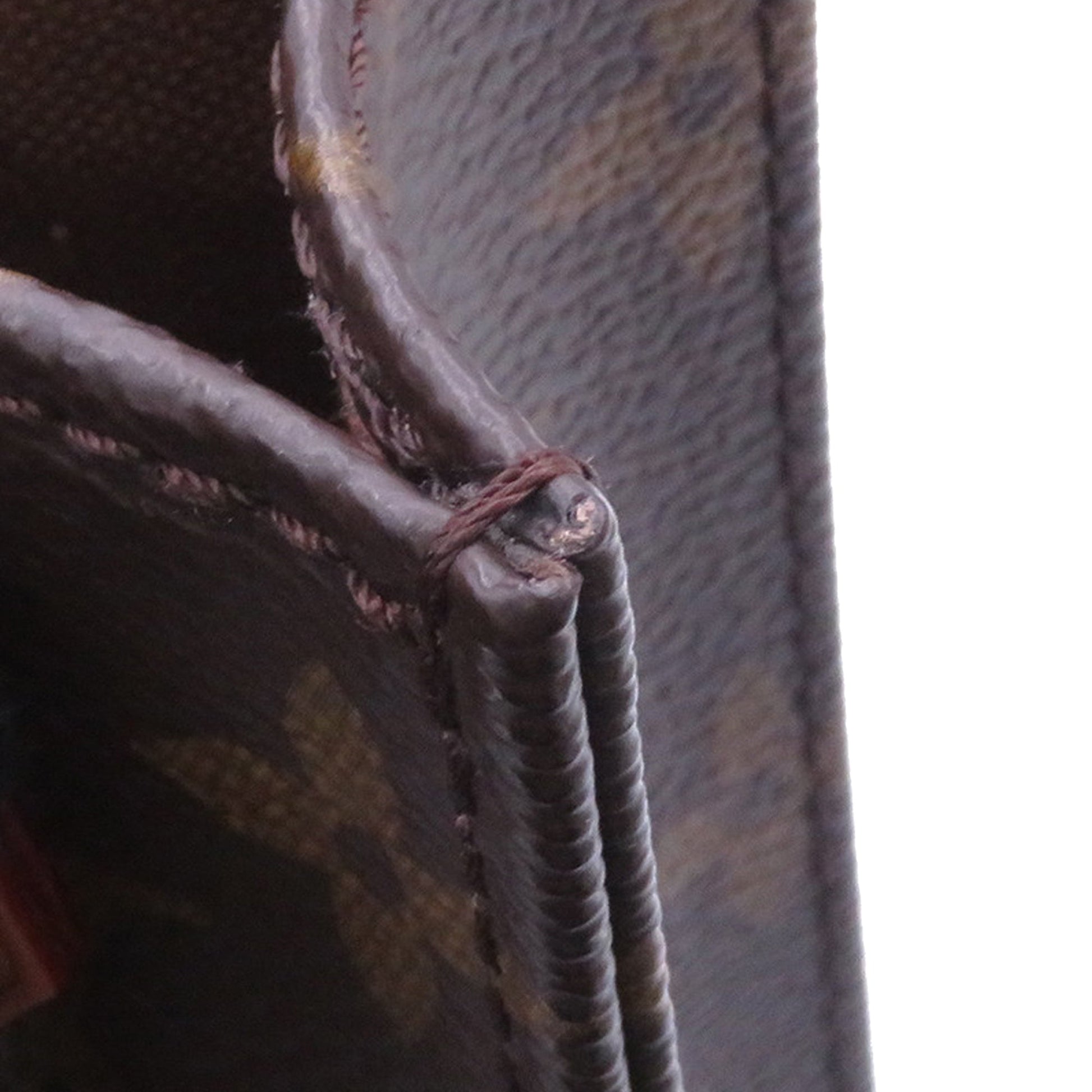 Louis Vuitton Monogram Petit Sac Plat