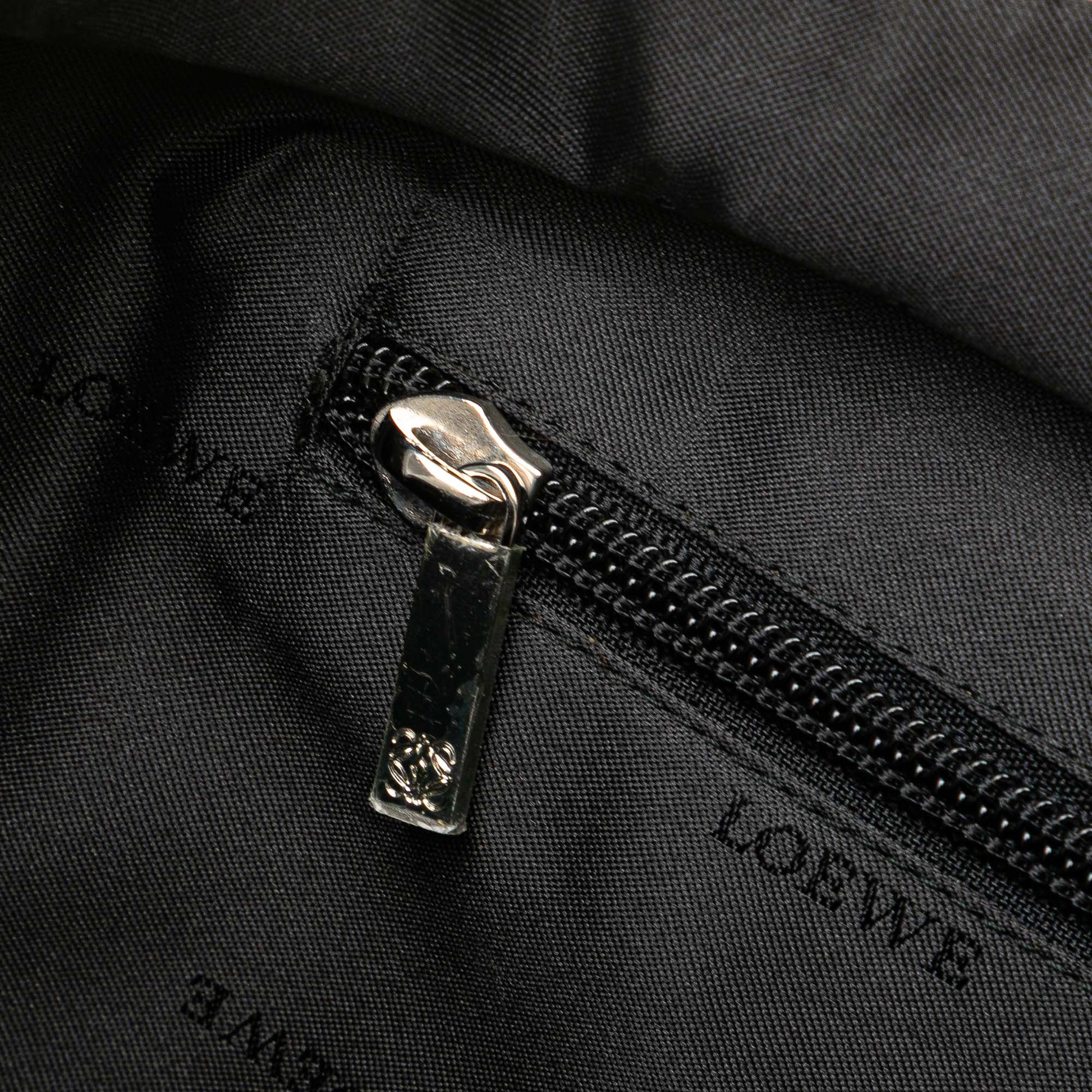 LOEWE Perforated Leather Amazona 28