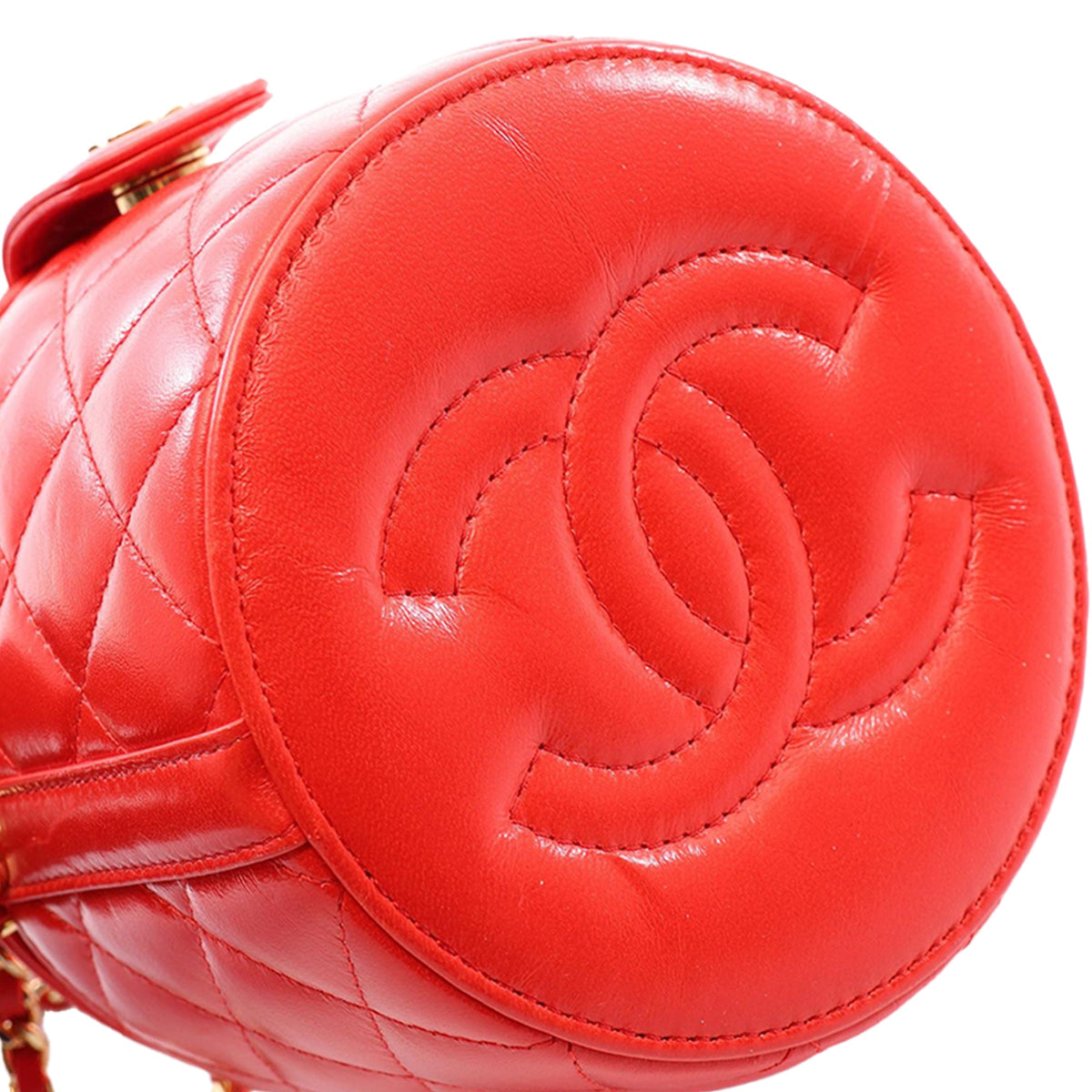 Chanel CC Quilted Lambskin Top Handle Round Vanity Case with Chain — Red