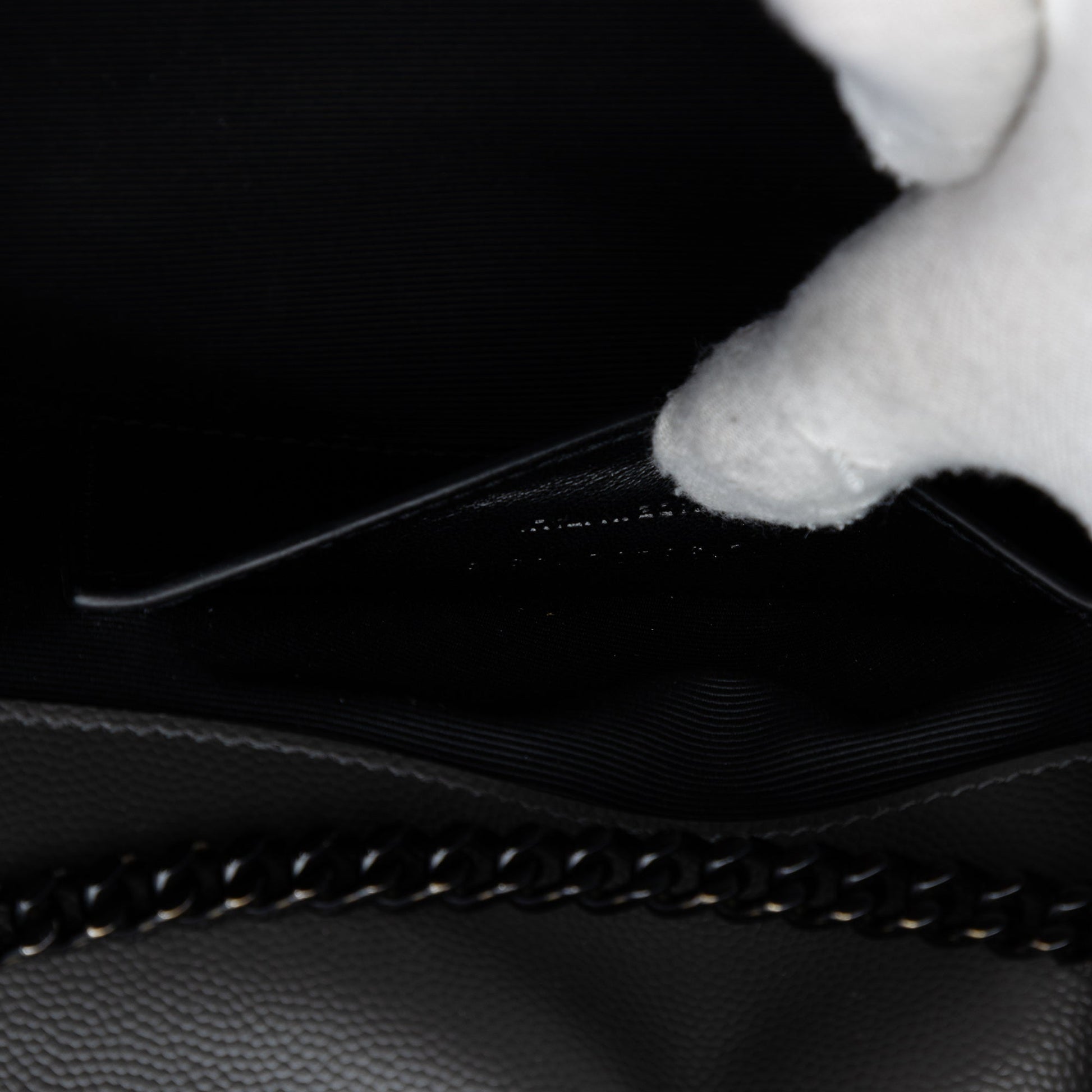 Saint Laurent Medium Grain De Poudre Monogram Monochrome Kate Crossbody