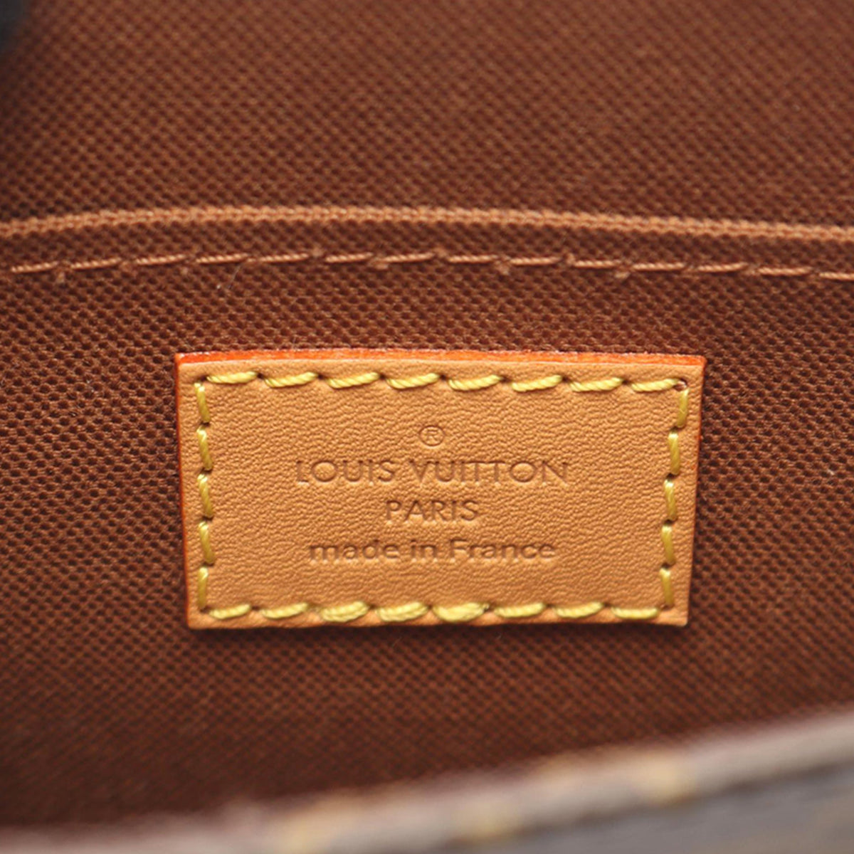 Louis Vuitton Monogram Petit Sac Plat