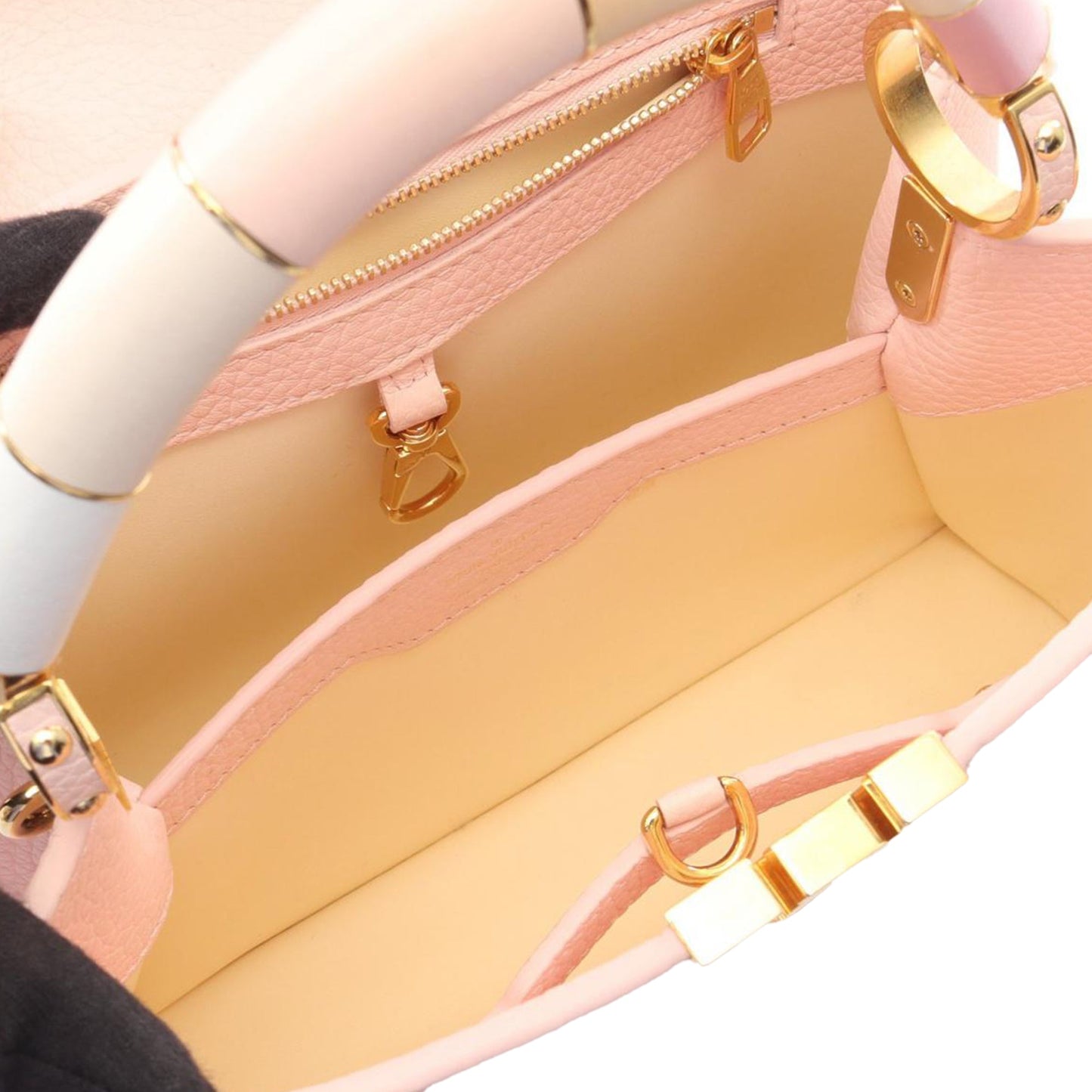 Louis Vuitton Taurillon Capucines BB