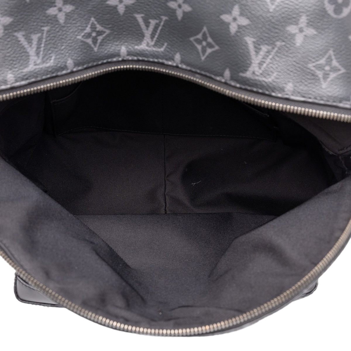 Louis Vuitton Monogram Eclipse Discovery — Black