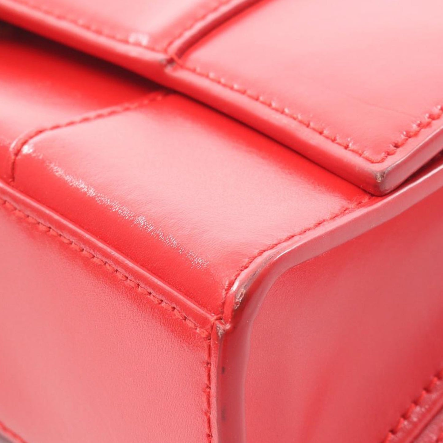 Balenciaga Calfskin Hourglass Wallet On Chain
