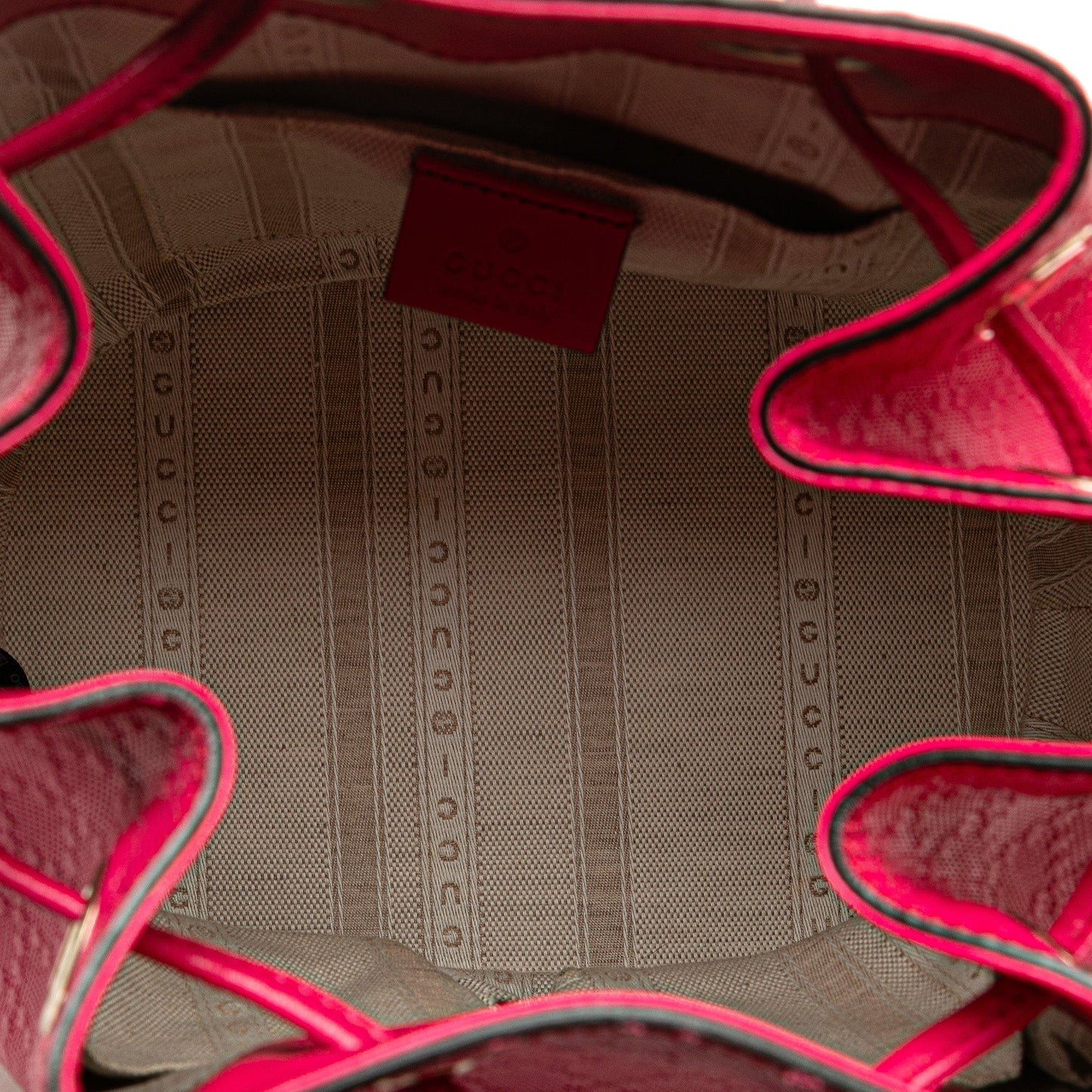 Gucci Diamante Leather Bright Bucket Bag