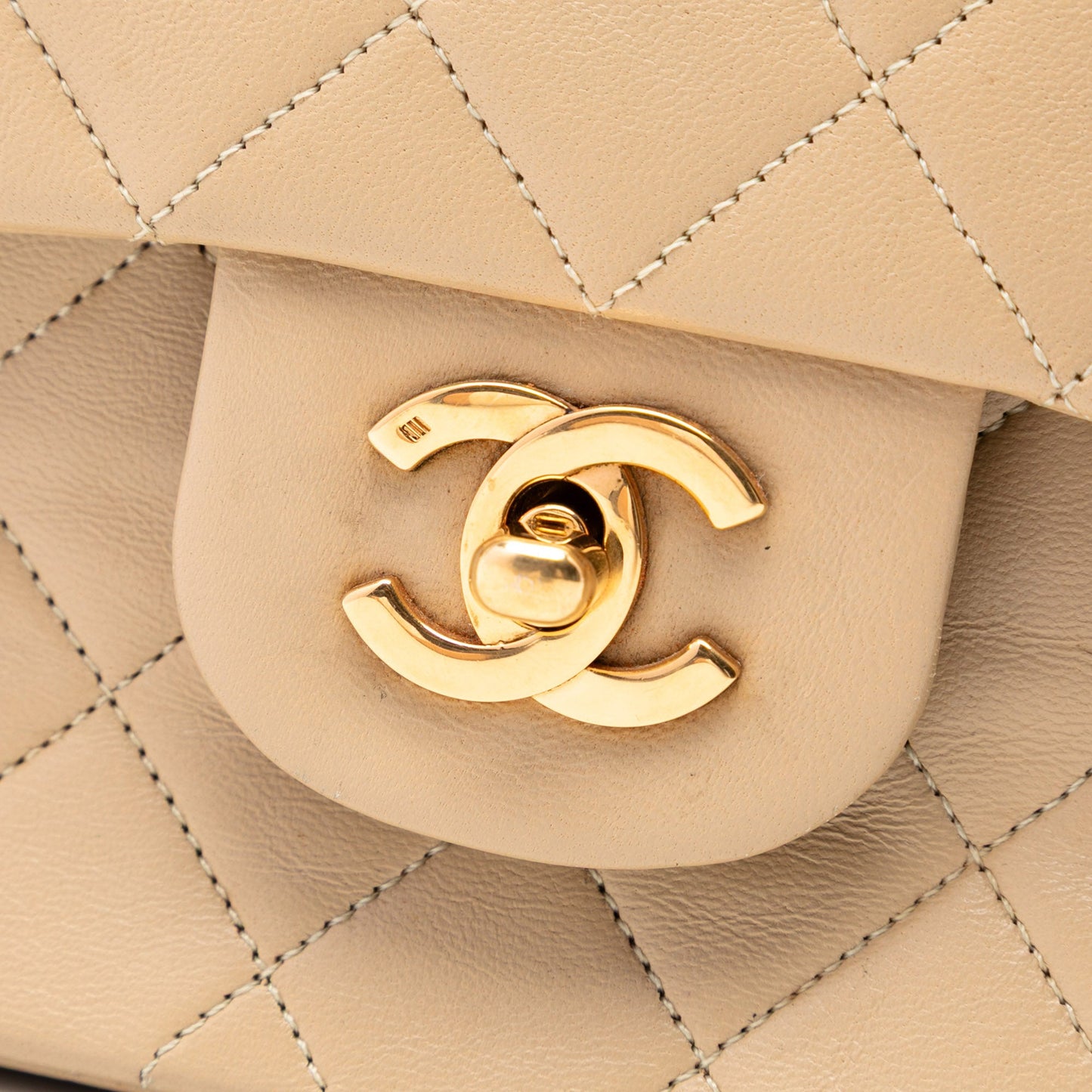 Chanel Medium Classic Lambskin Single Flap