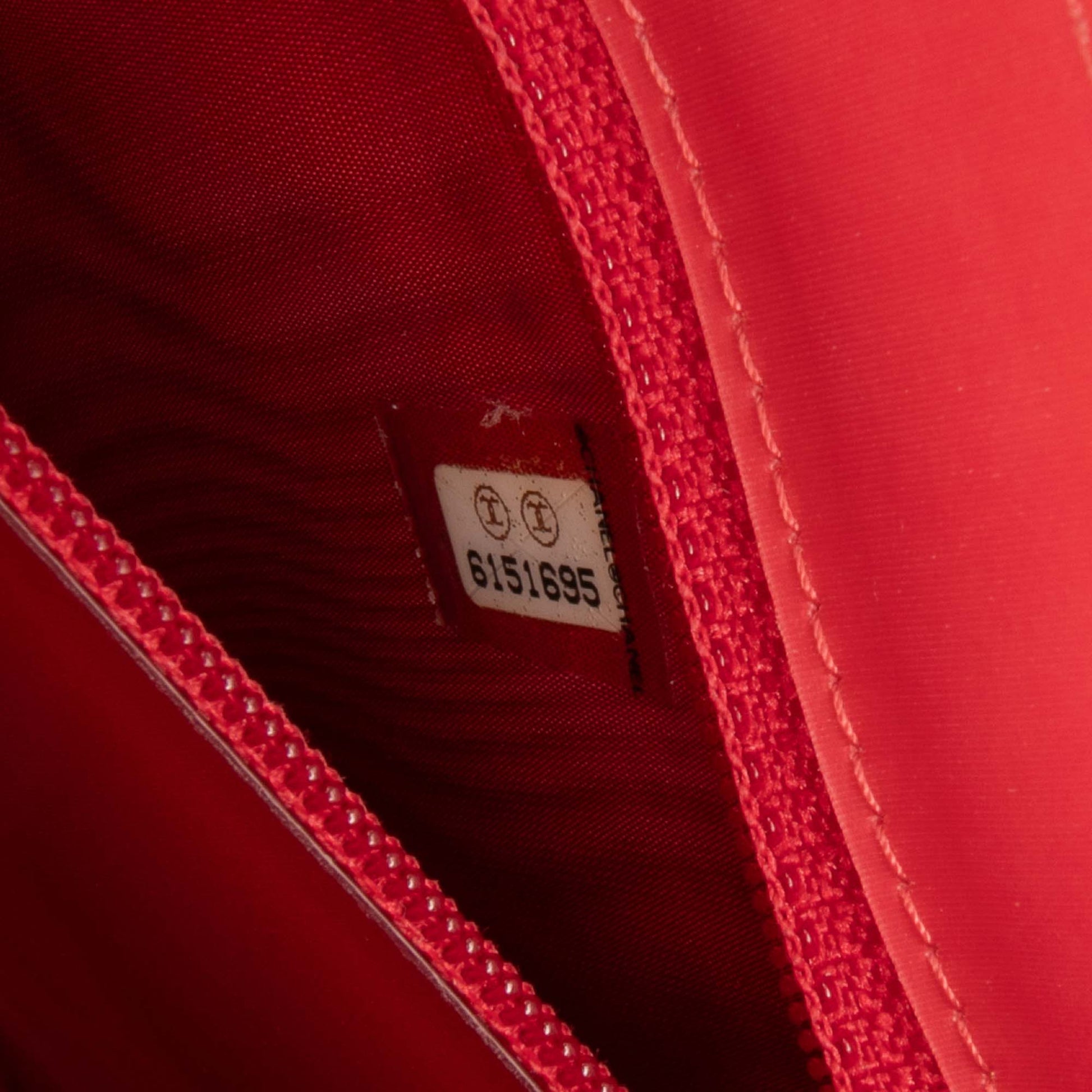 Chanel Vinyl Hologram CC Shoulder Bag