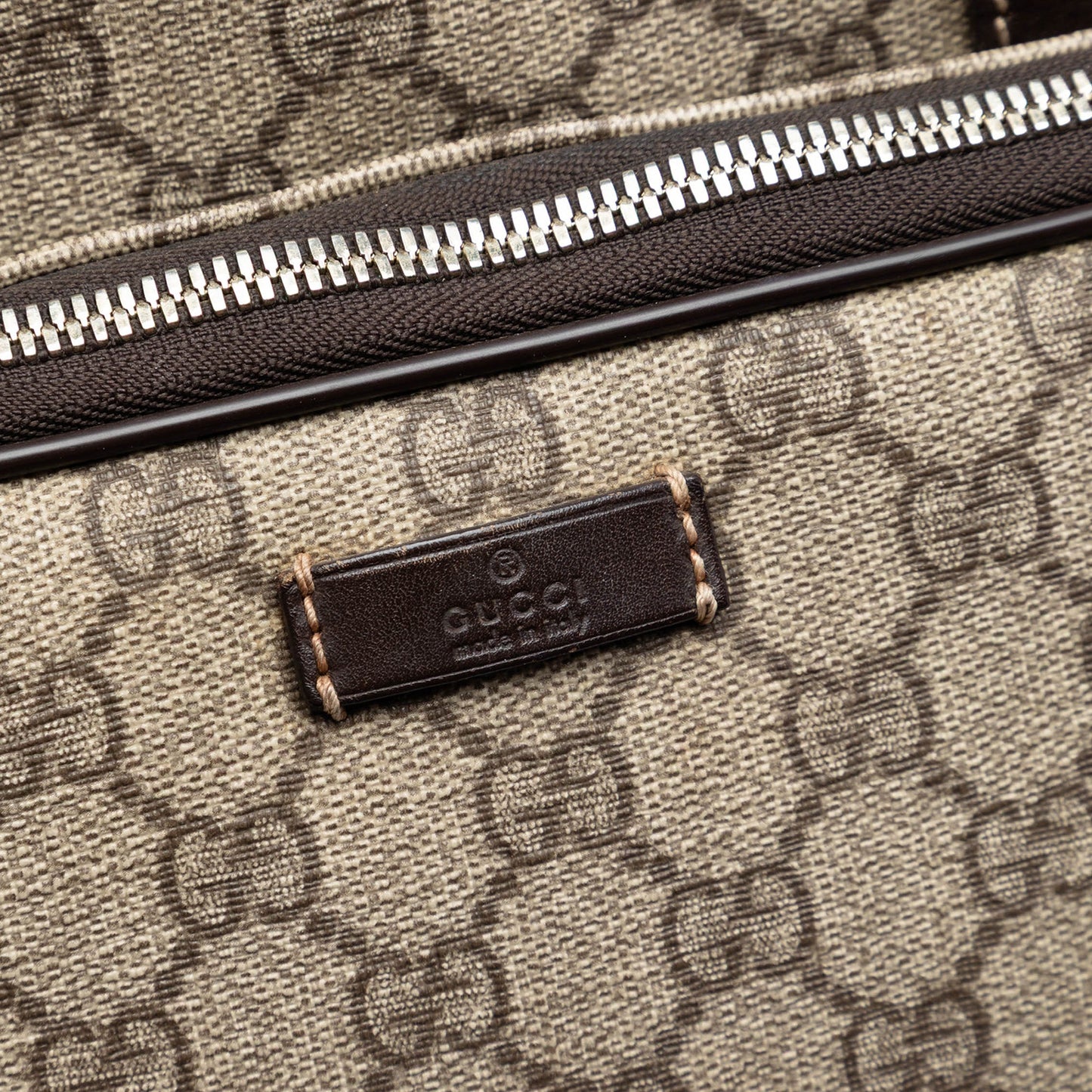 Gucci GG Supreme Business Bag