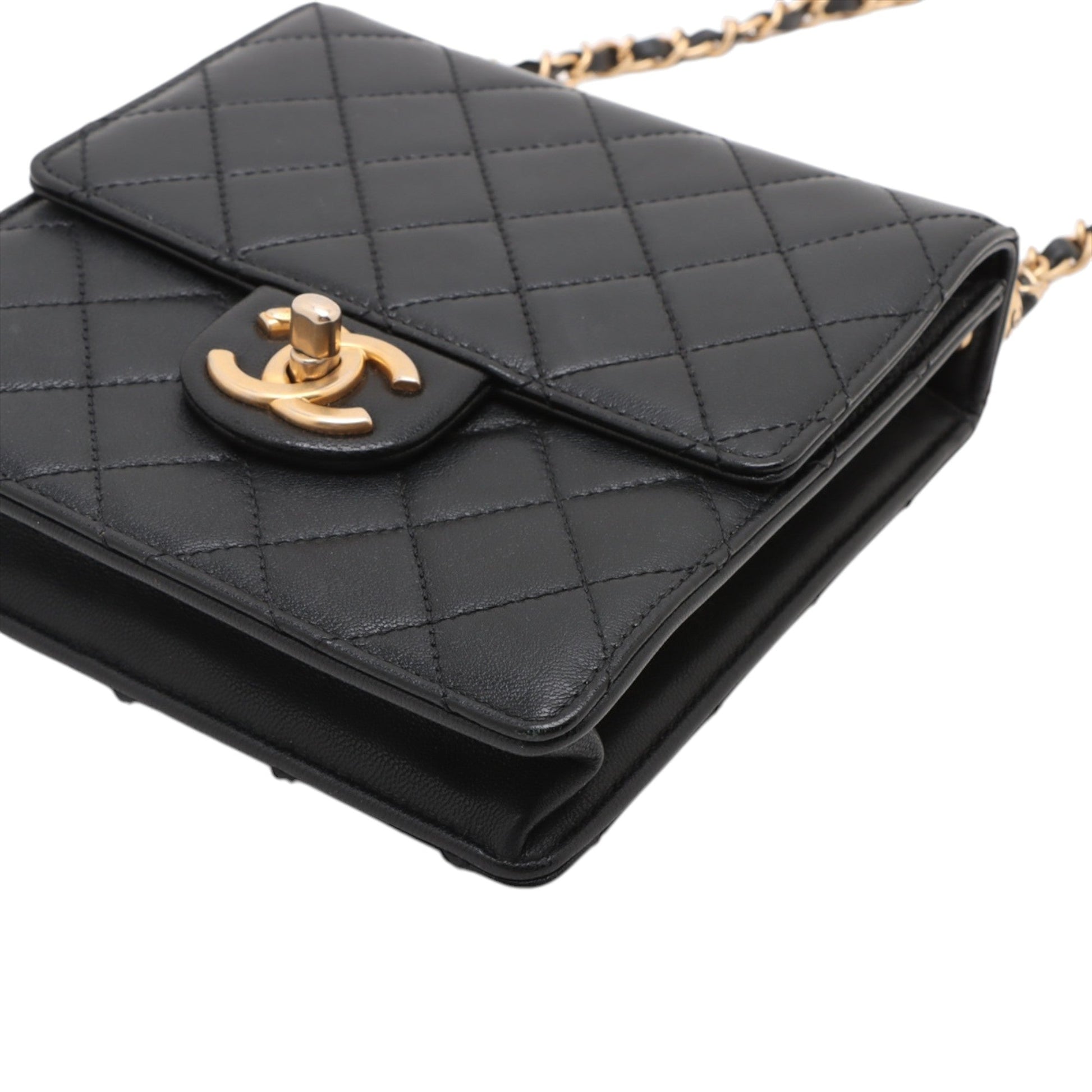 Chanel Small Quilted Lambskin Chic Pearls Flap