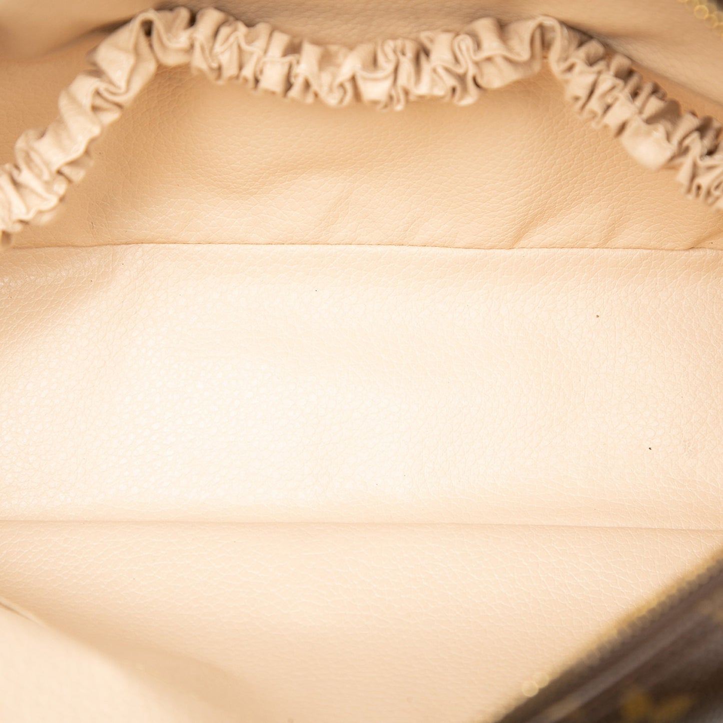 Louis Vuitton Monogram Trousse Toilette 28