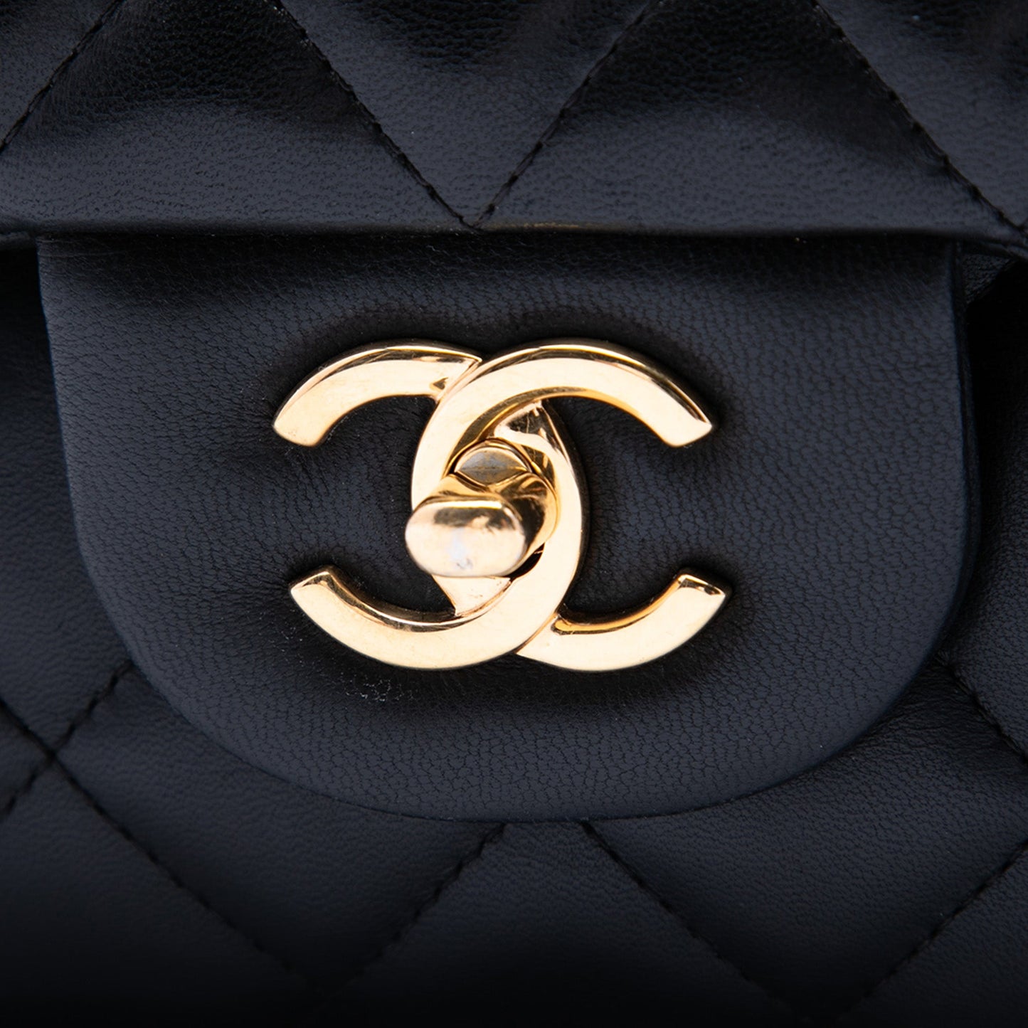 Chanel Jumbo Classic Lambskin Double Flap
