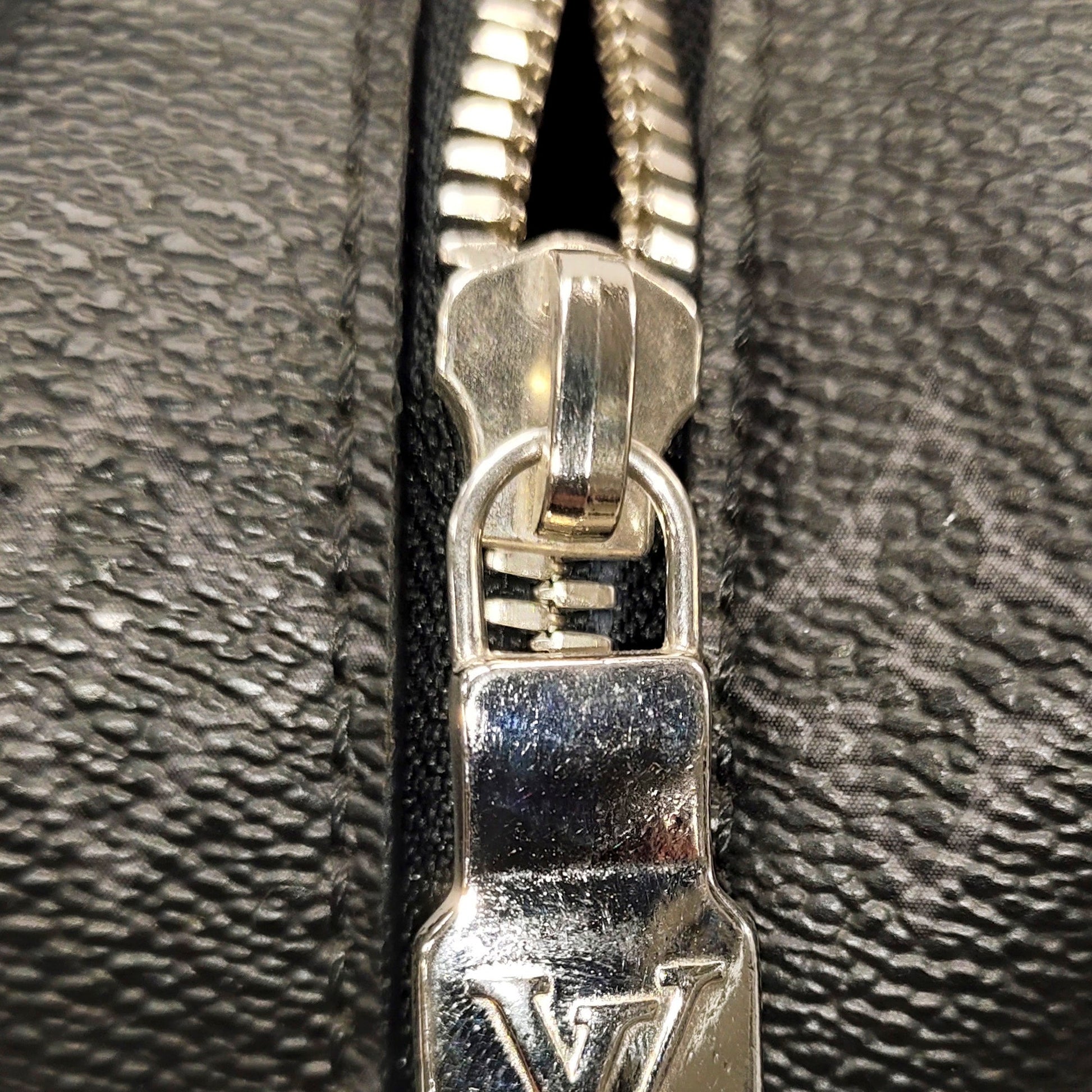 Louis Vuitton Epi Monogram Danube PM