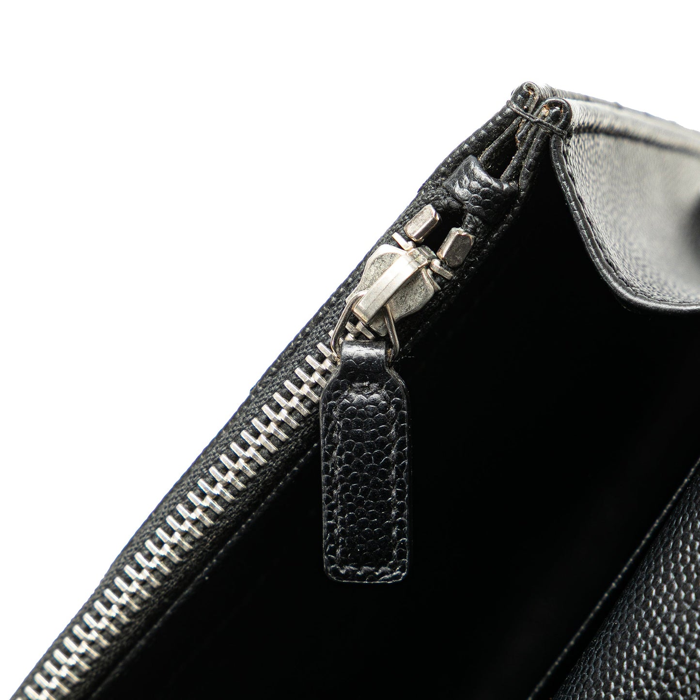 Saint Laurent Grain De Poudre Matelasse Chevron Monogram Chain Wallet