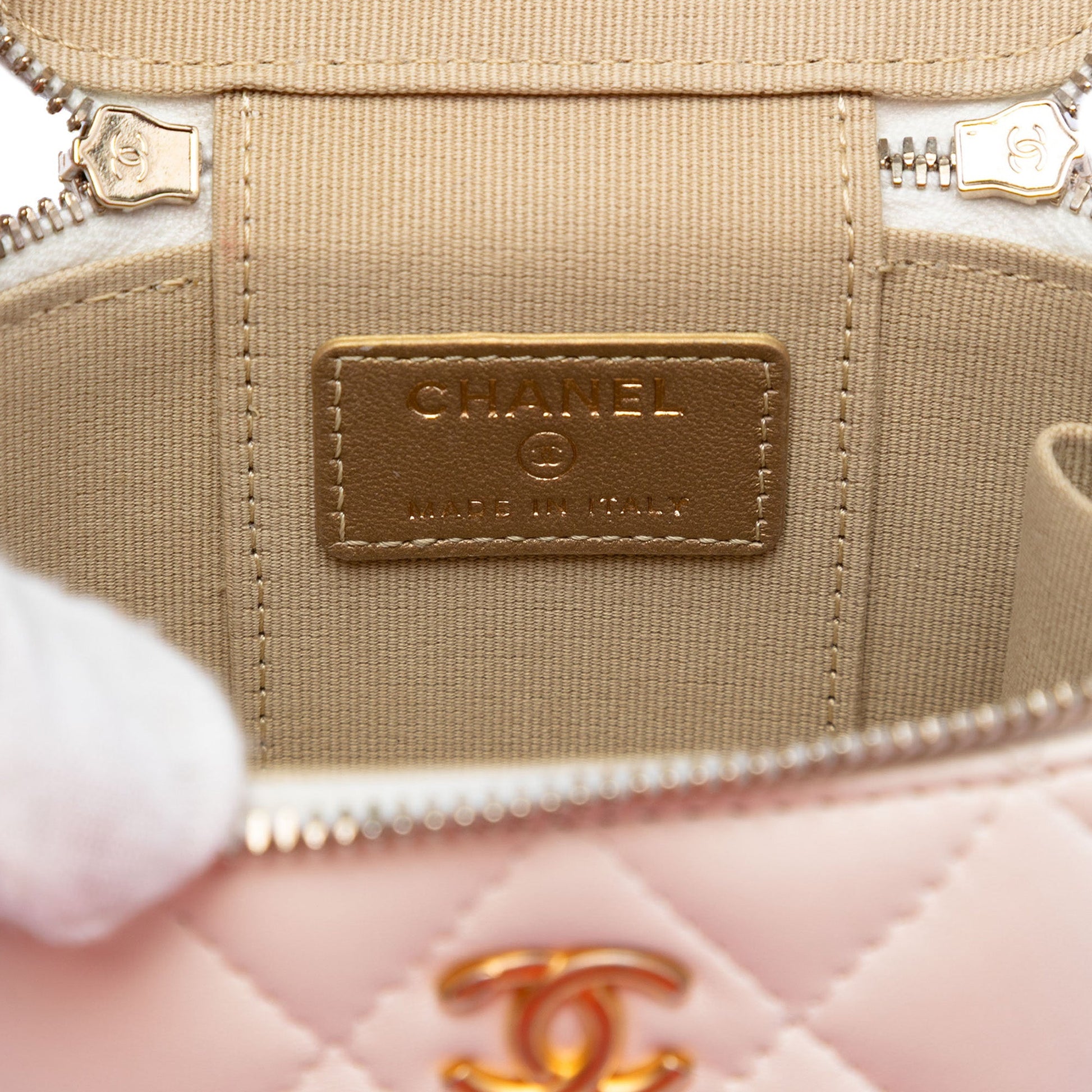 Chanel Mini Quilted Lambskin Pearl Crush Vanity Case With Chain