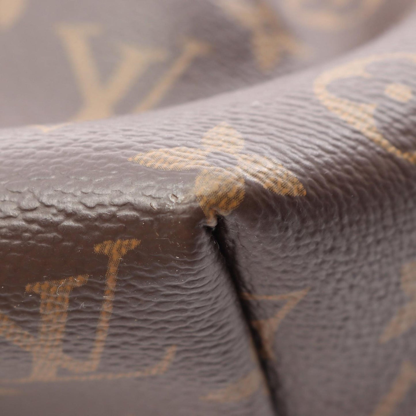 Louis Vuitton Monogram Turenne MM