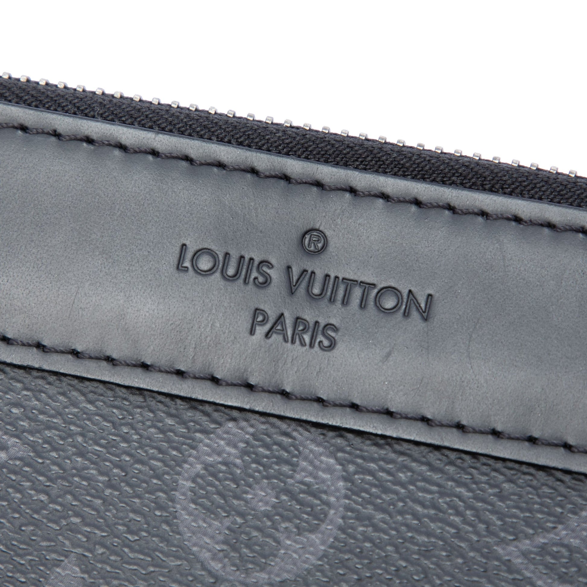 Louis Vuitton Monogram Eclipse Discovery Pochette GM