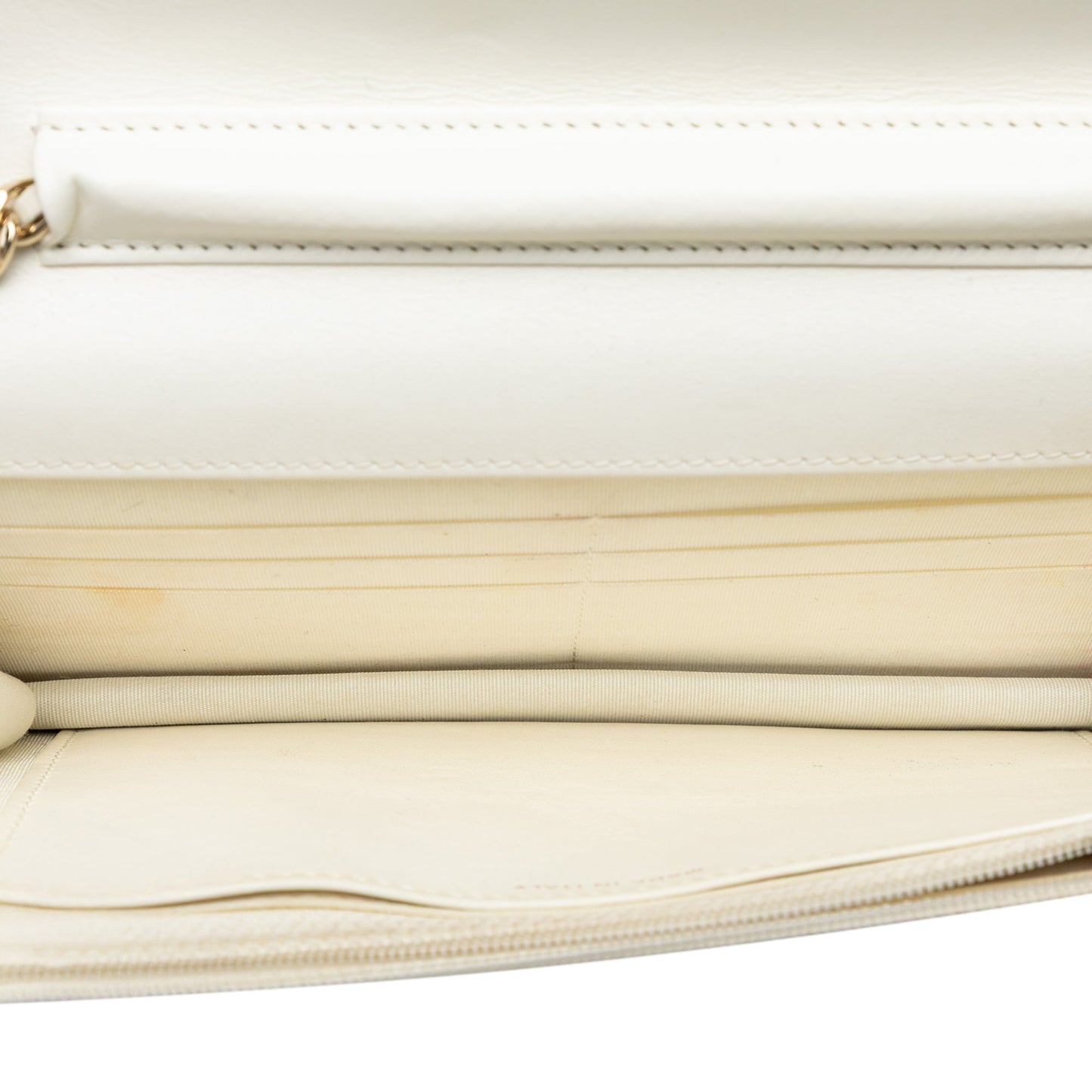 Chanel CC Crinkled Chevron Calfskin Wallet On Chain