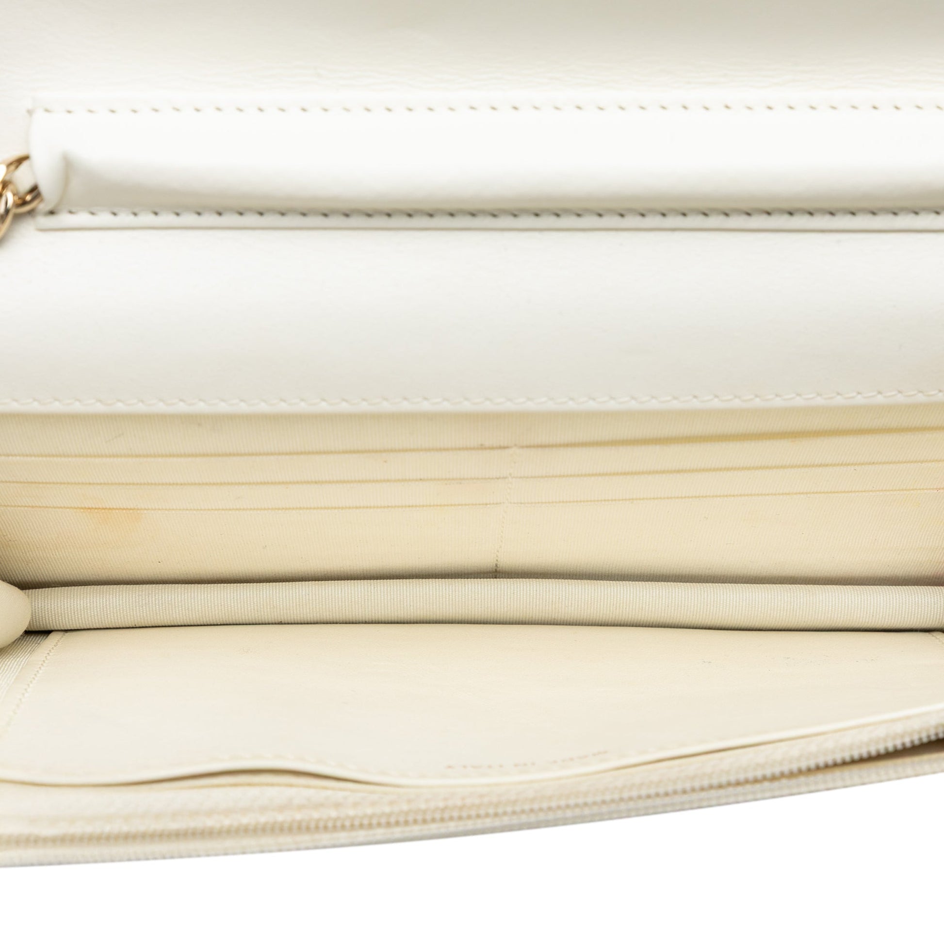 Chanel CC Crinkled Chevron Calfskin Wallet On Chain