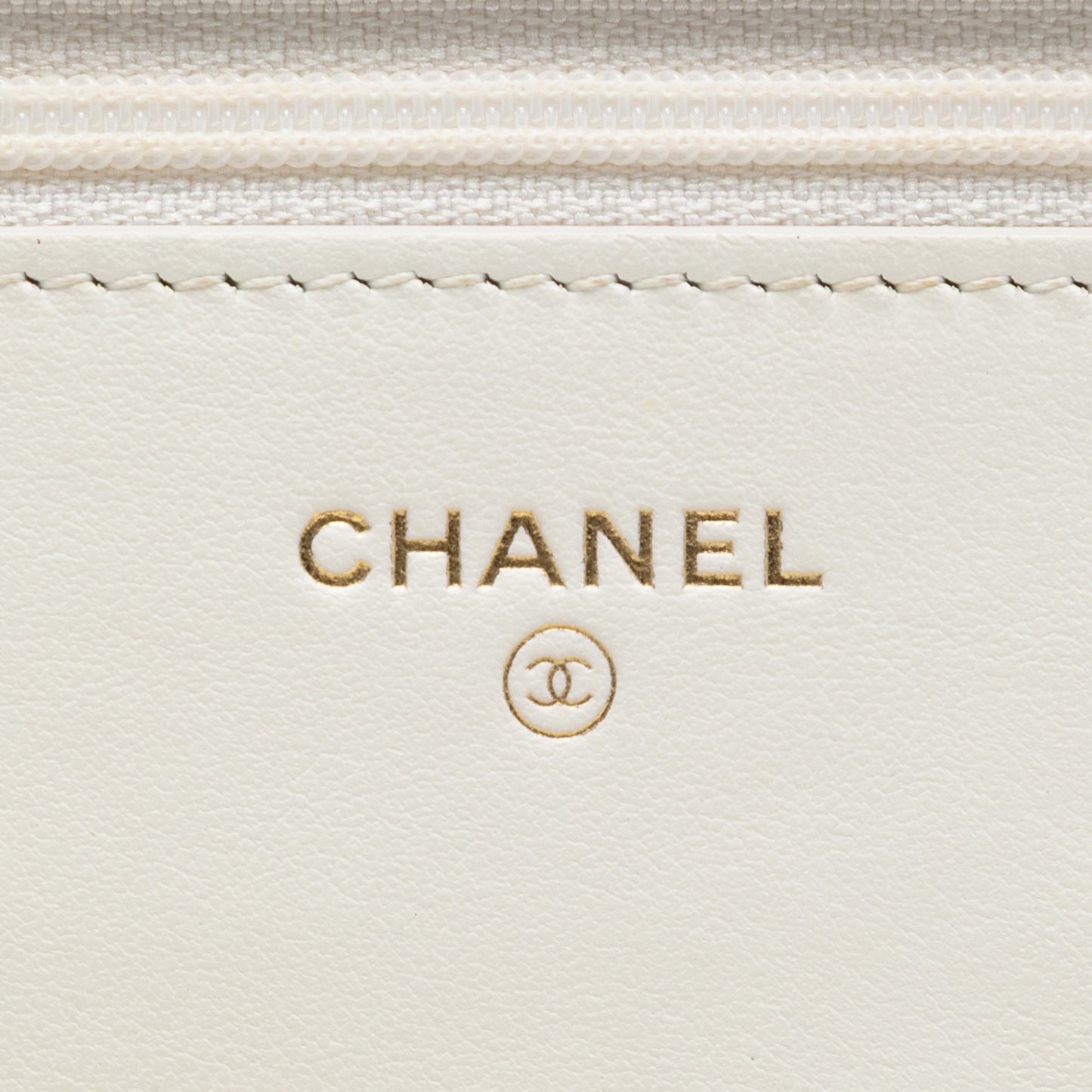 Chanel CC Crinkled Chevron Calfskin Wallet On Chain