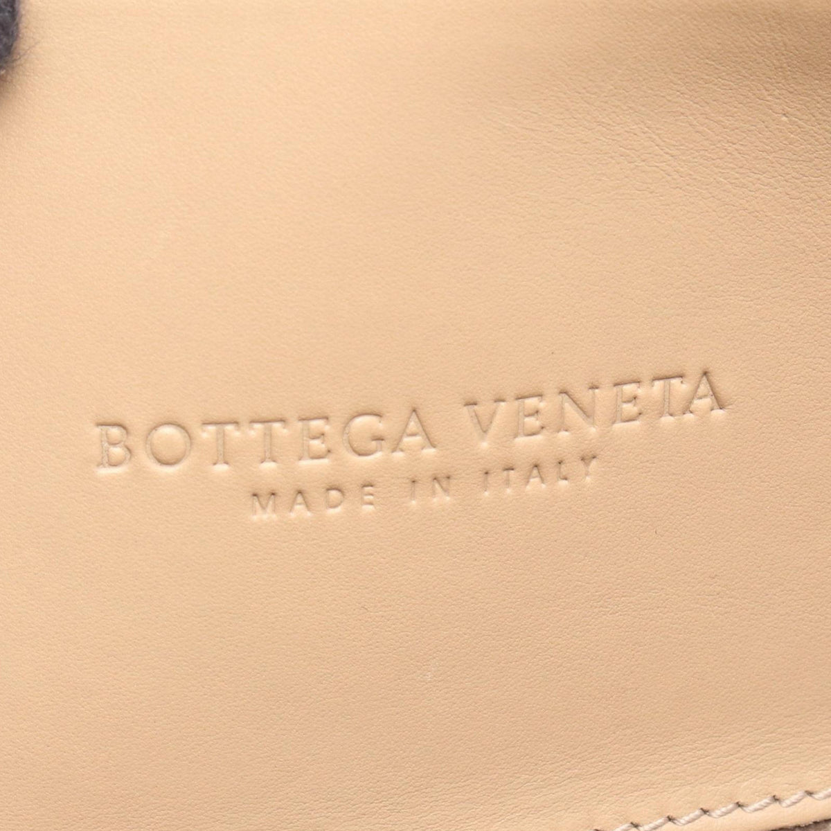 Bottega Veneta Medium Nappa Intrecciato Roma Tote — Beige
