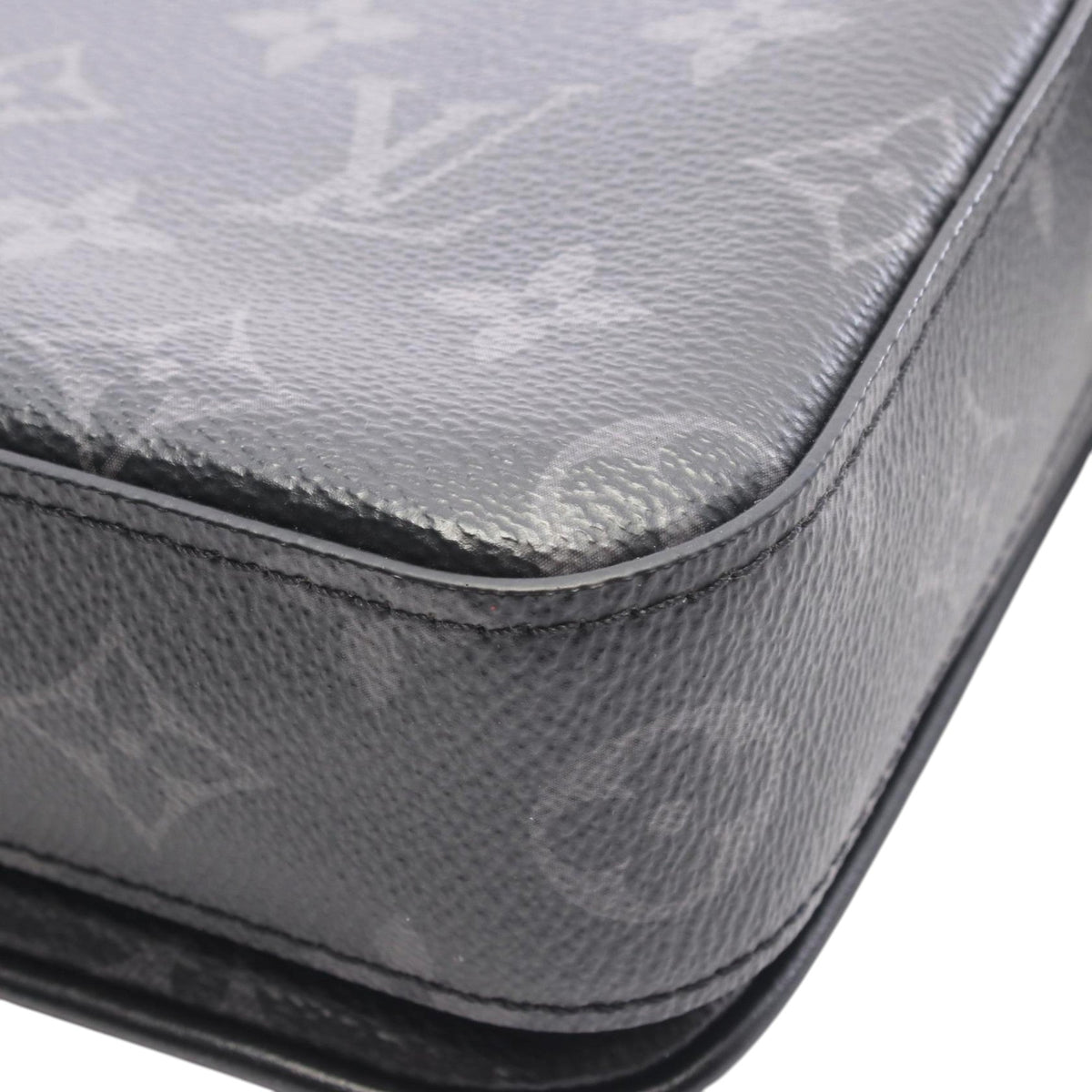 Louis Vuitton Monogram Eclipse Trio Messenger — Black