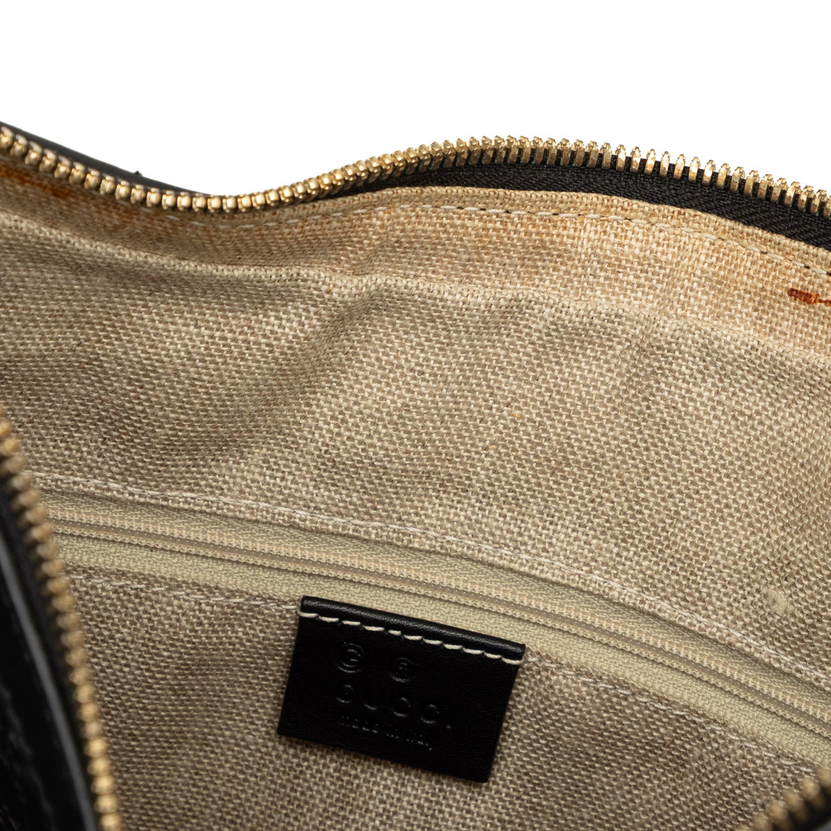 Gucci Microguccissima Margaux Shoulder Bag — Black