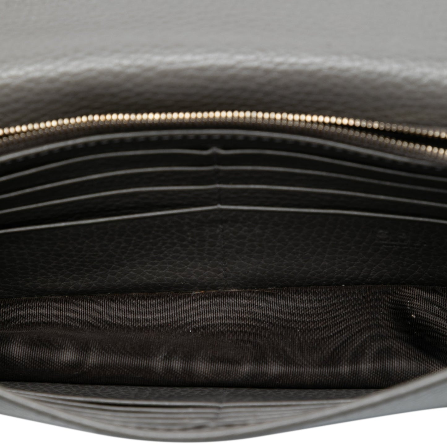Gucci Interlocking G Dollar Calfskin Wallet on Chain