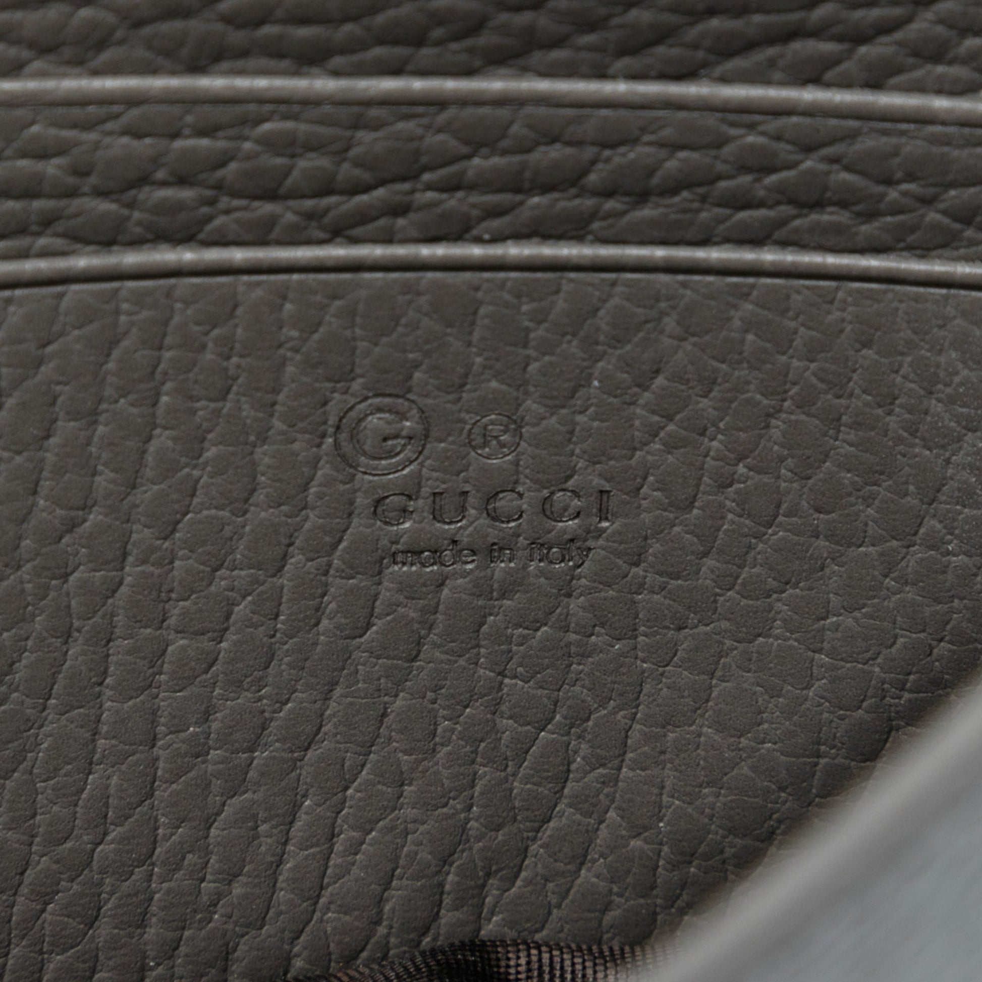 Gucci Interlocking G Dollar Calfskin Wallet on Chain