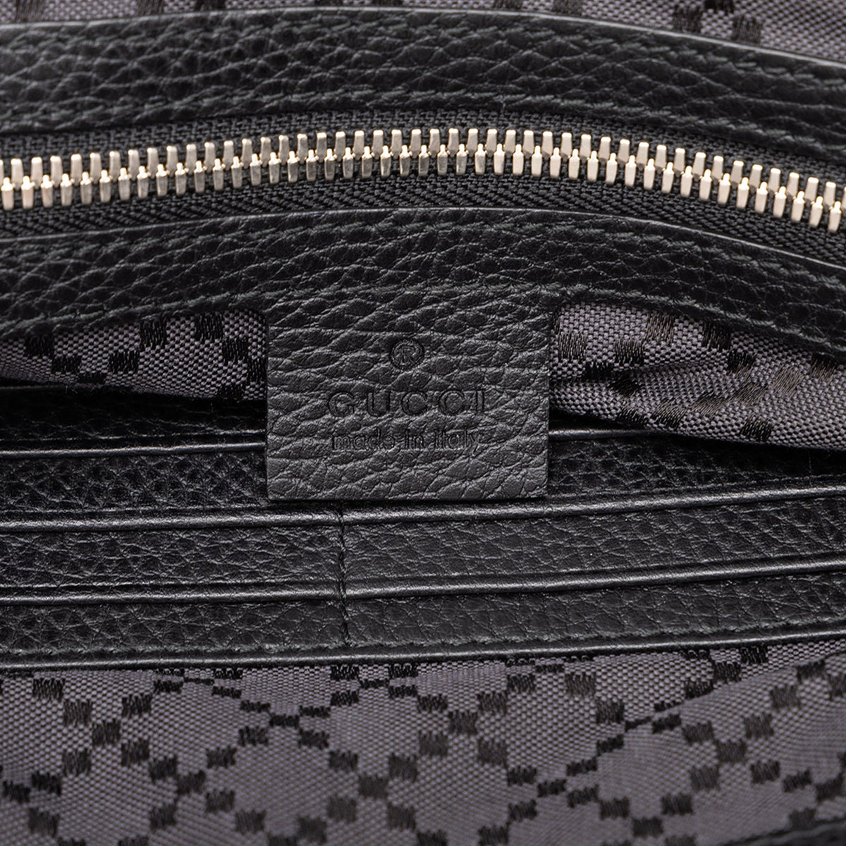 Gucci Pebbled Calfskin Portfolio Clutch — Black