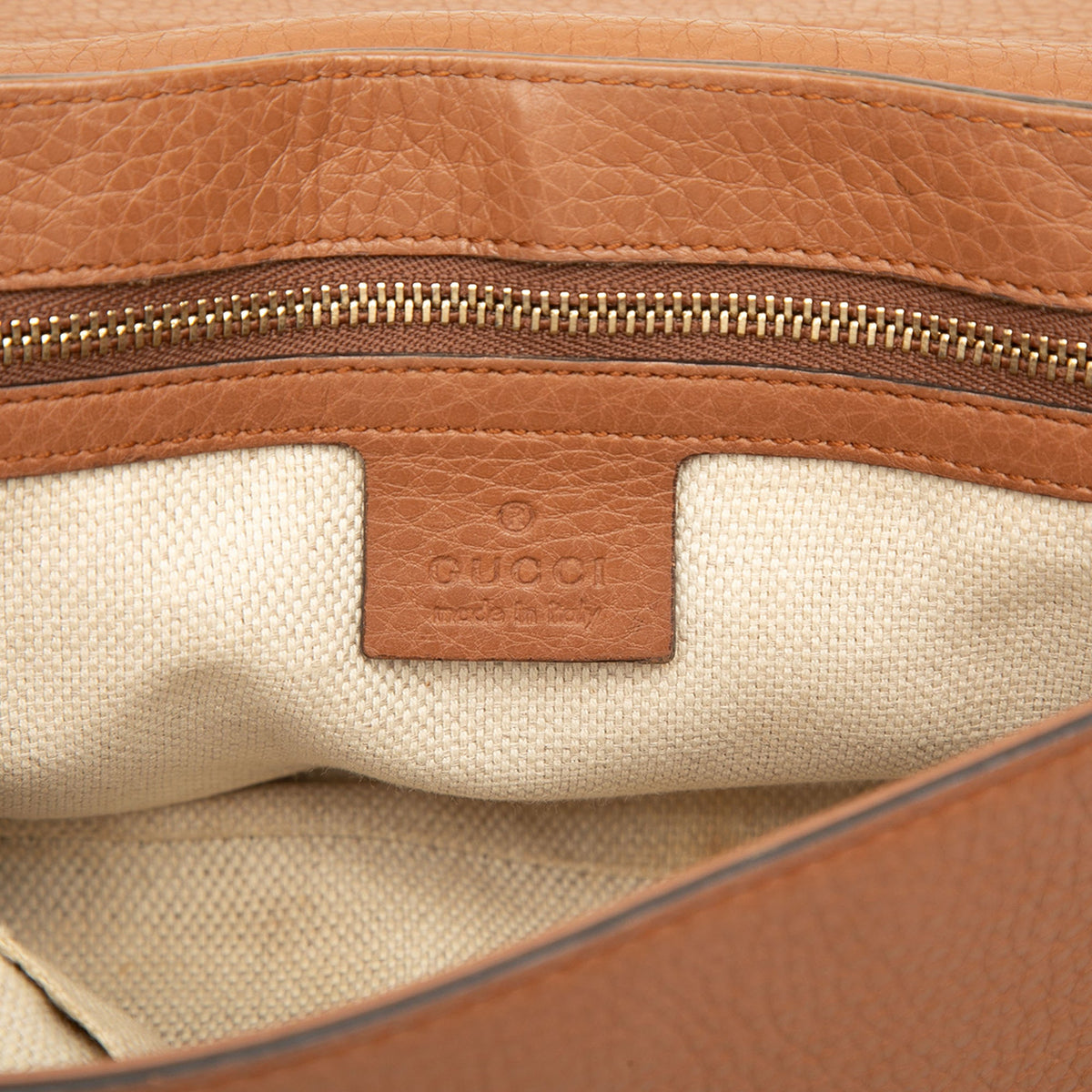 Gucci Medium Calfskin Soho Chain Flap Crossbody