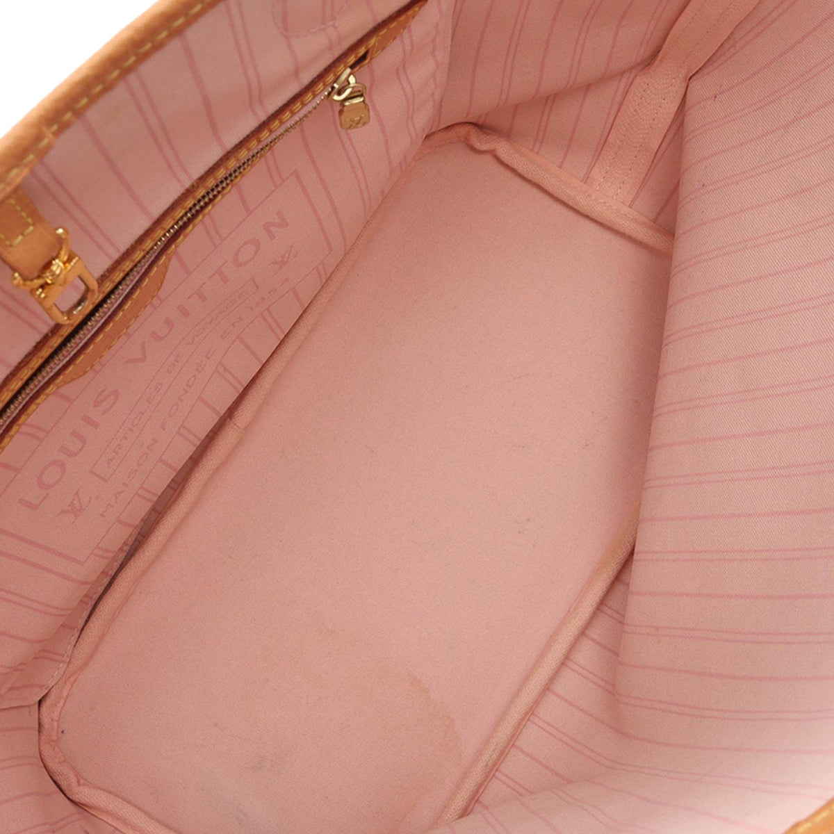 Louis Vuitton Damier Azur Neverfull MM — White