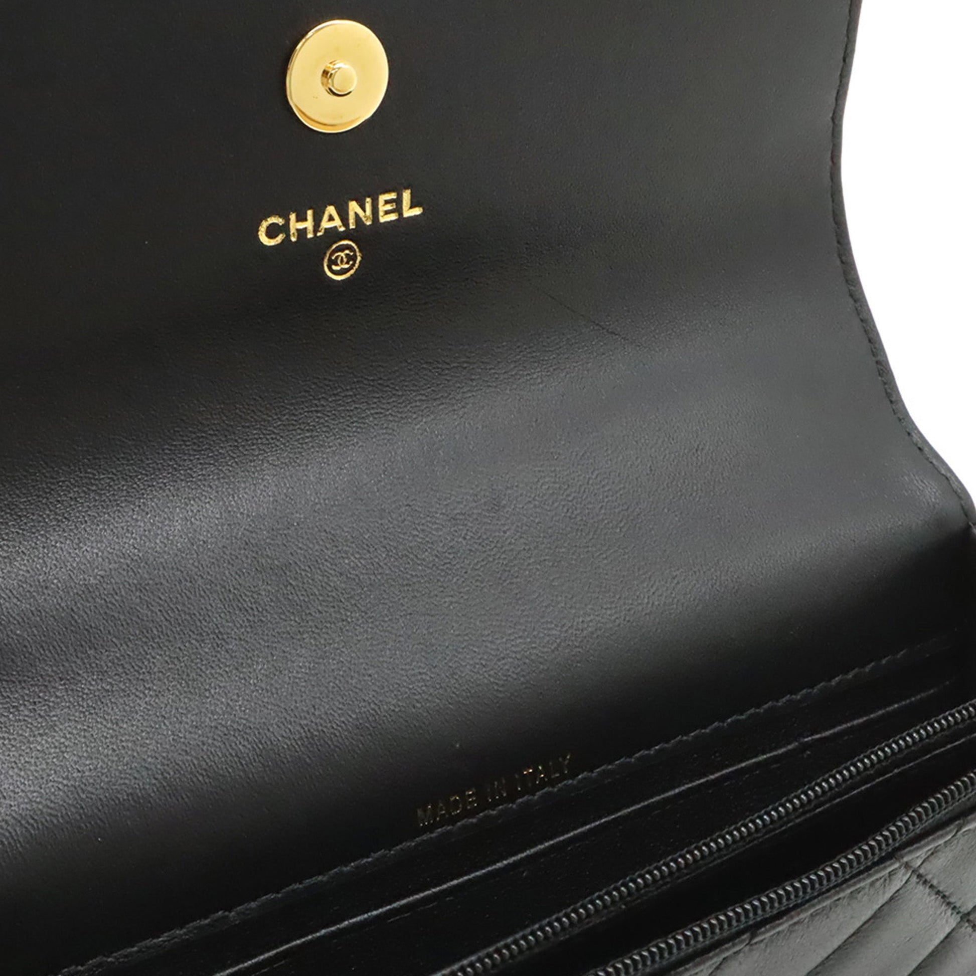 Chanel CC Quilted Lambskin Wooden Beads Top Handle Wallet On Chain