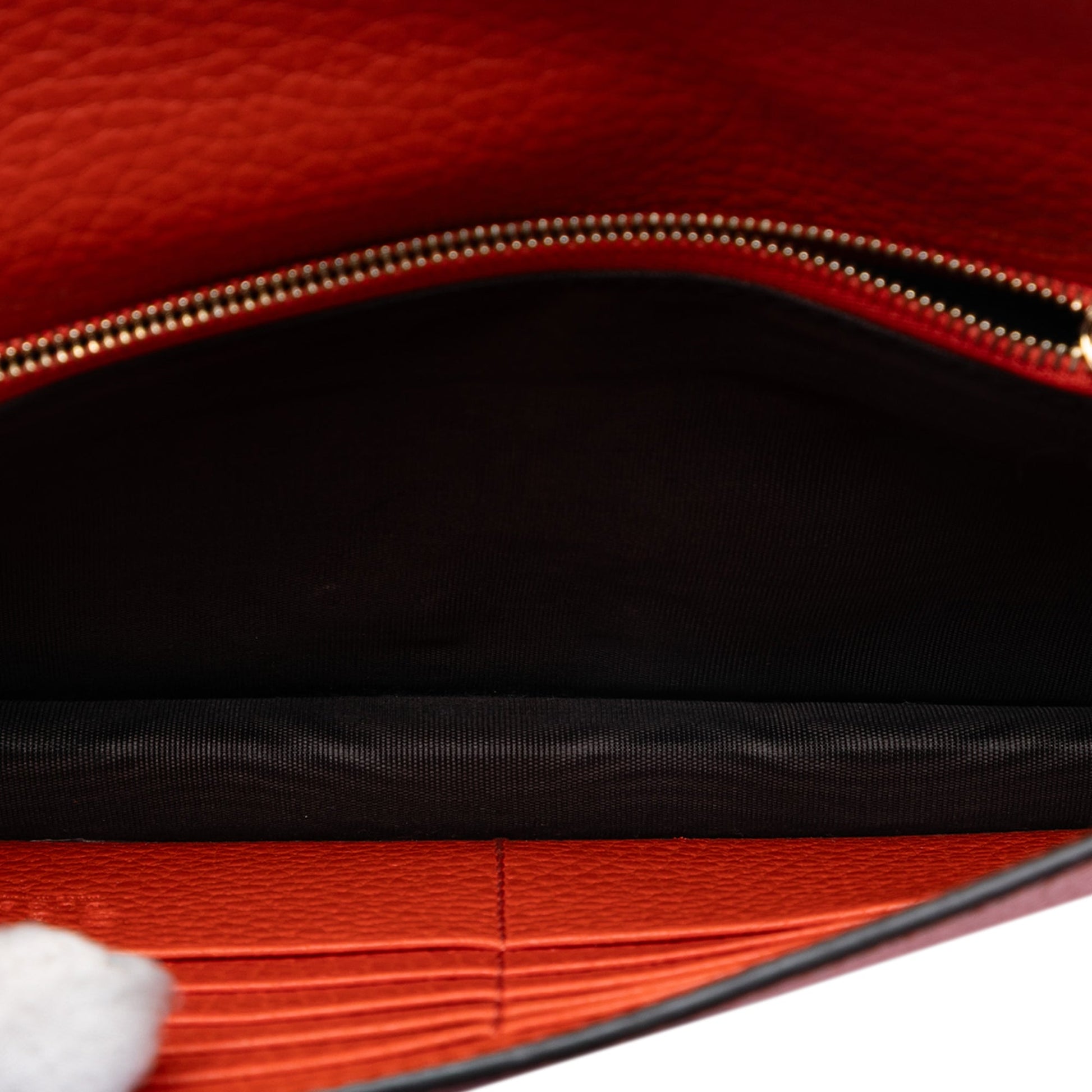 Gucci Leather Betty Wallet on Chain