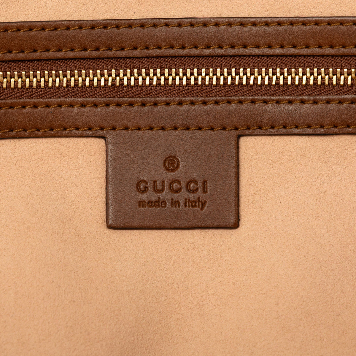 Gucci Medium GG Supreme Convertible Soft Tote — Beige