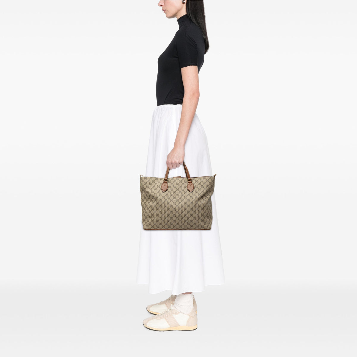 Gucci Medium GG Supreme Convertible Soft Tote — Beige